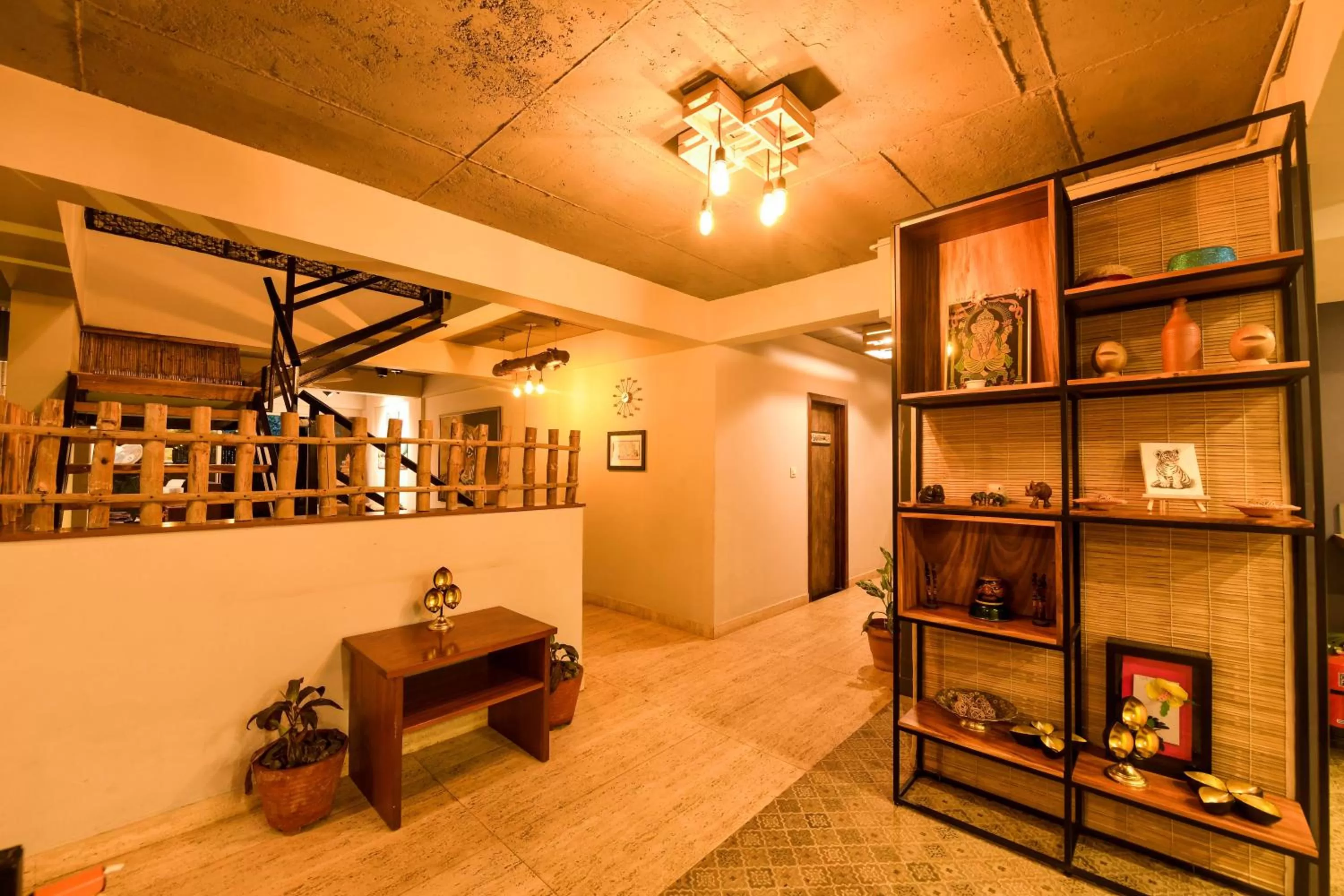 Facade/entrance in SAFARI QUEST