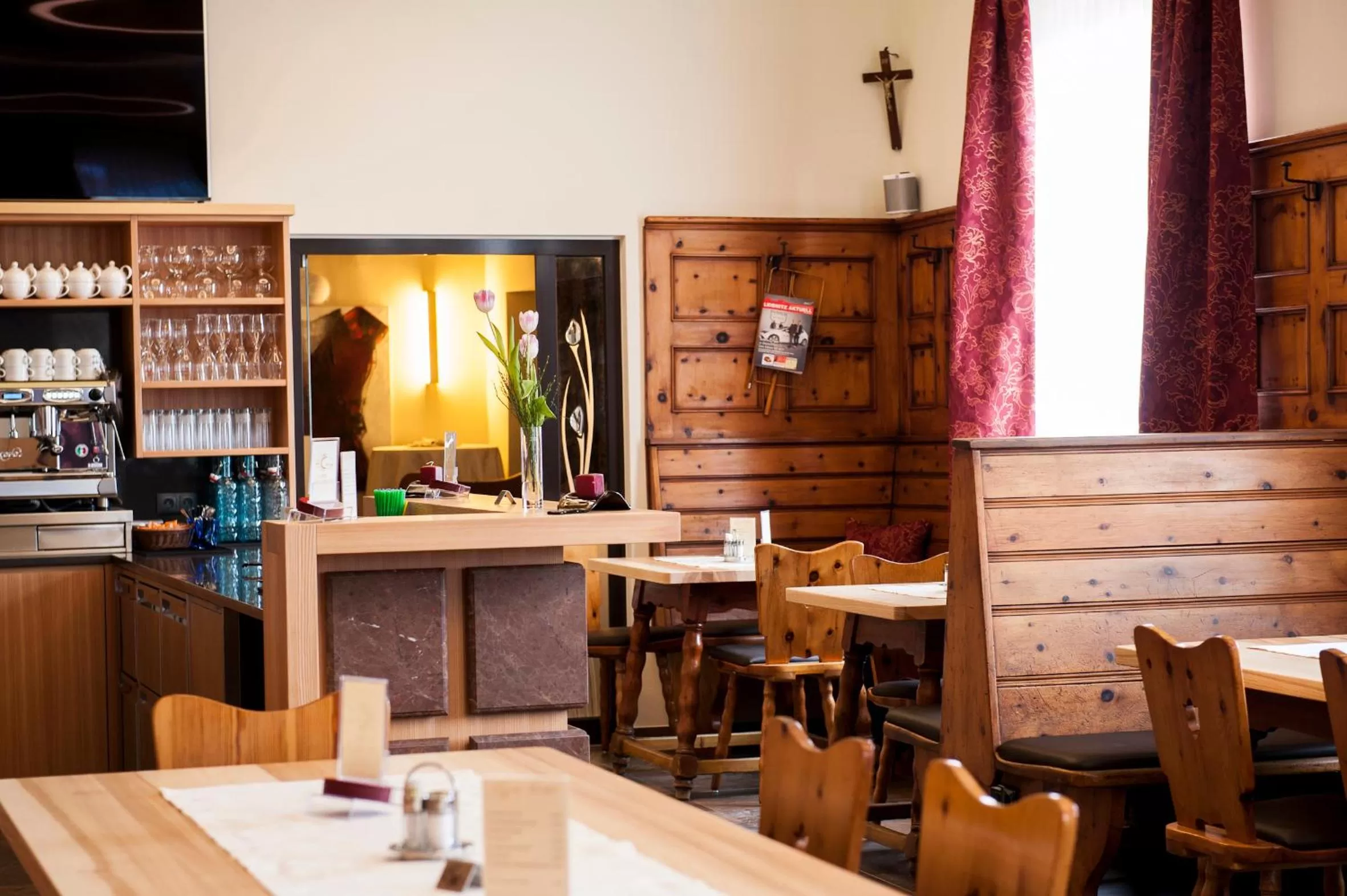 Restaurant/Places to Eat in Hotel Guidassoni