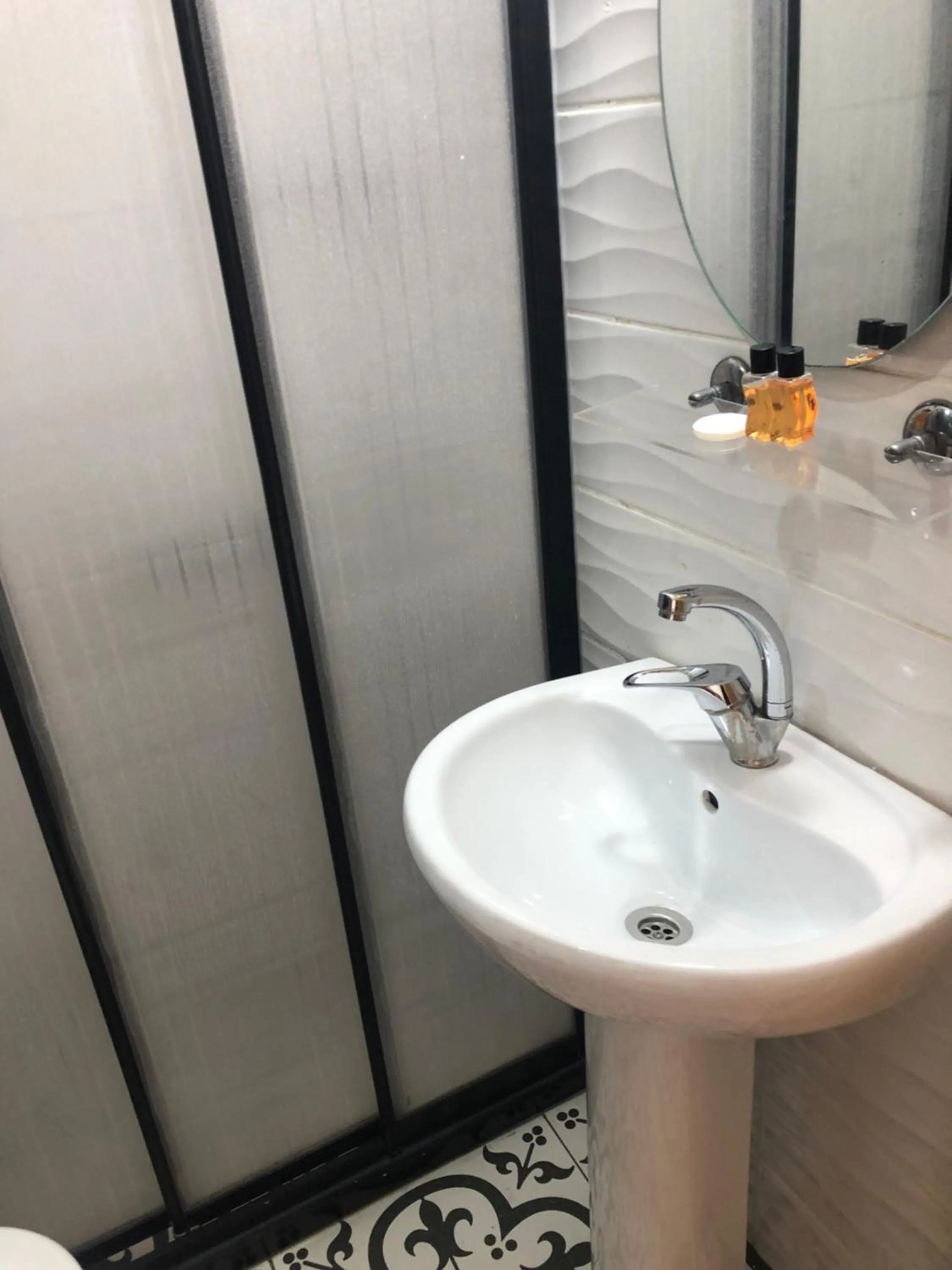 Bathroom in Reydel Hotel