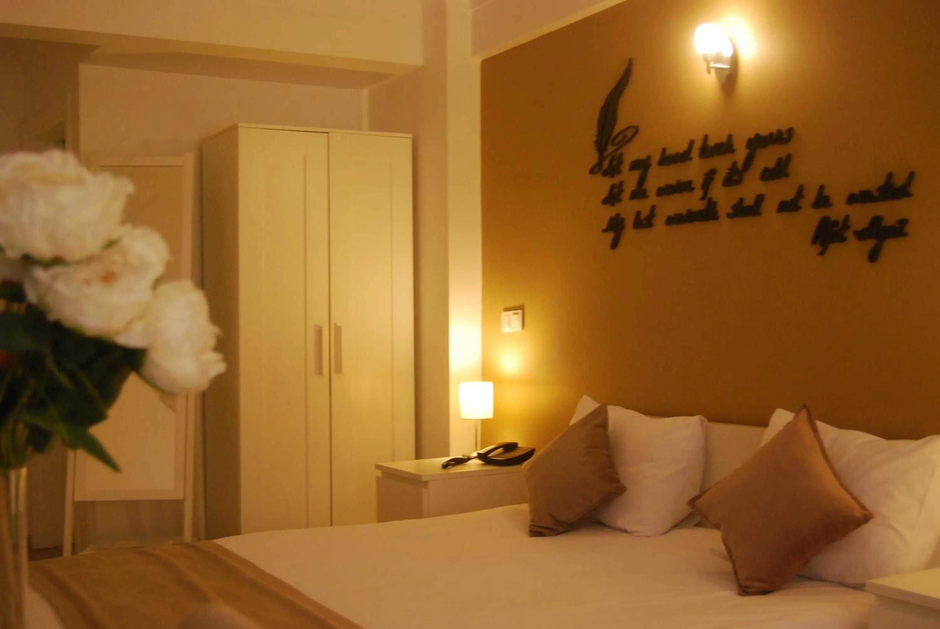 Photo of the whole room, Bed in The Print House Hotel