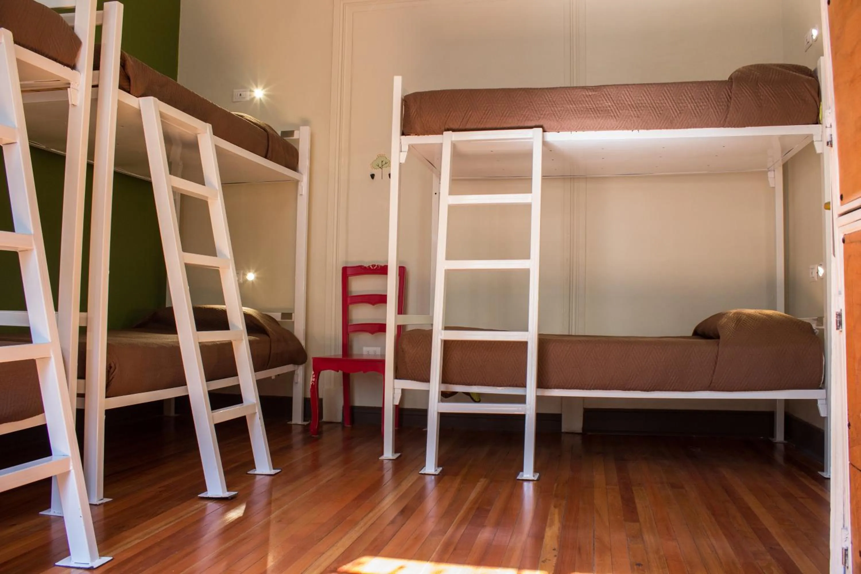 bunk bed, Bed in Hostal Providencia