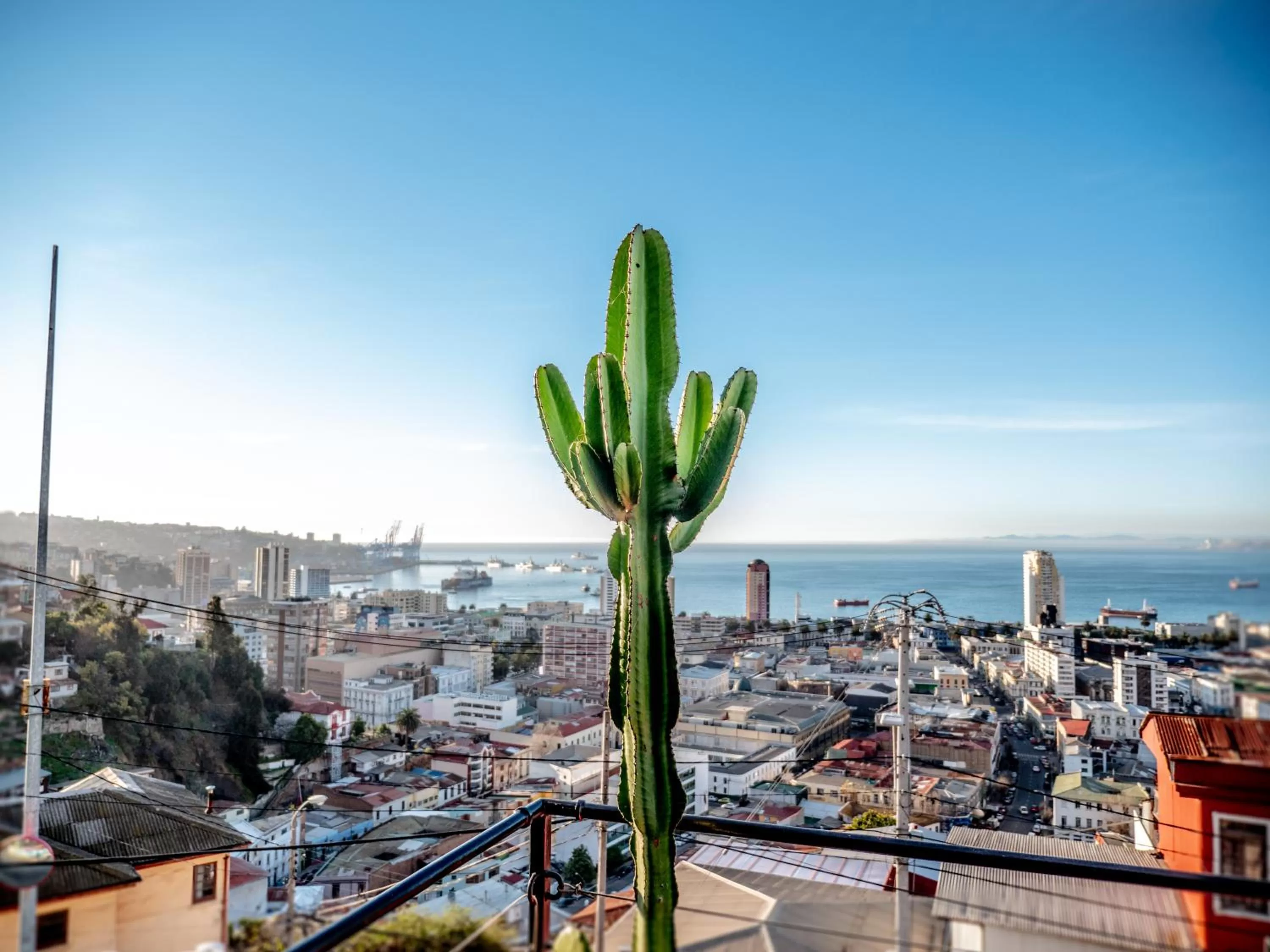 City view in Hotel Winebox Valparaiso