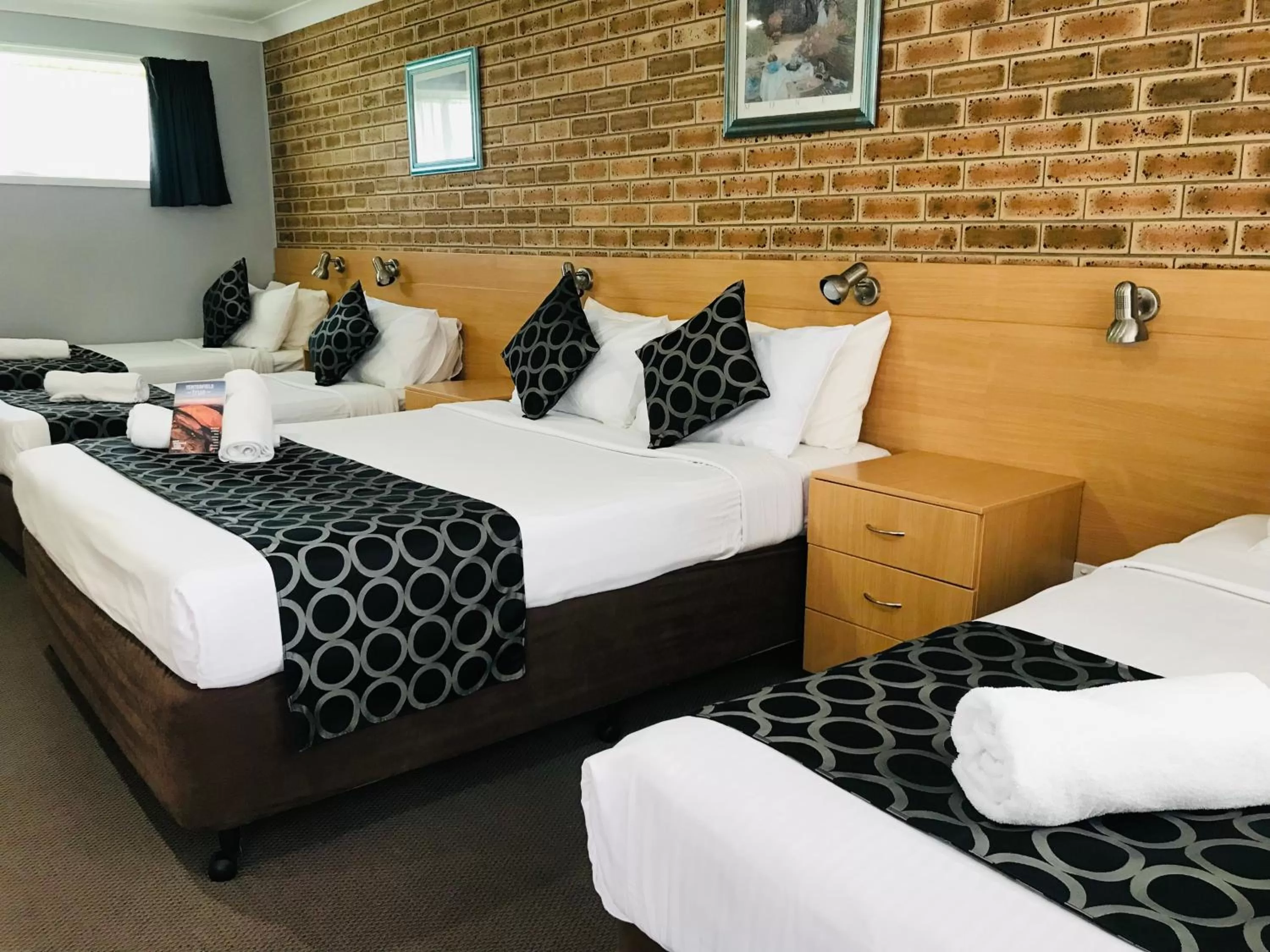 Bed in Jumbuck Motor Inn