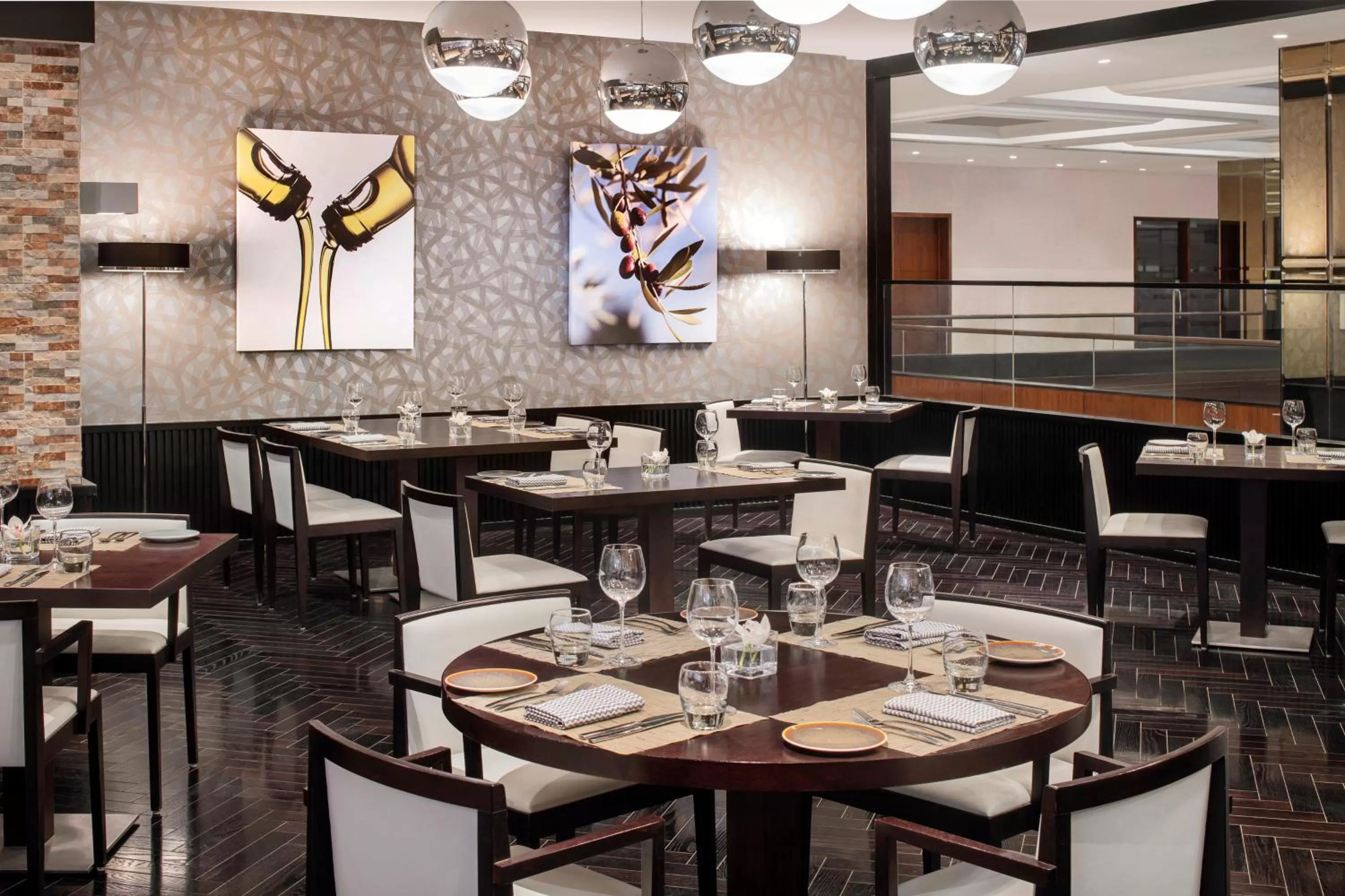 Restaurant/places to eat in InterContinental Bahrain by IHG