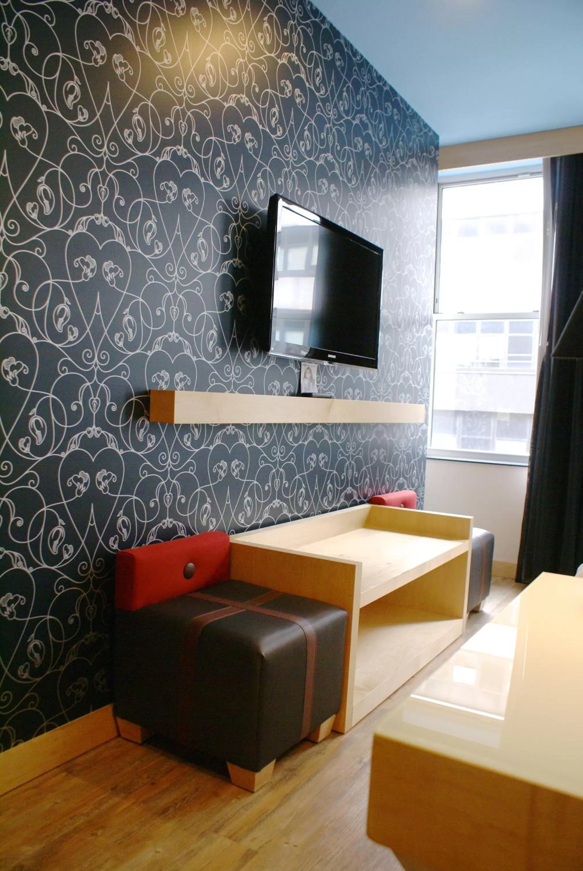 Photo of the whole room, Bed in TRYP by Wyndham New York City Times Square - Midtown