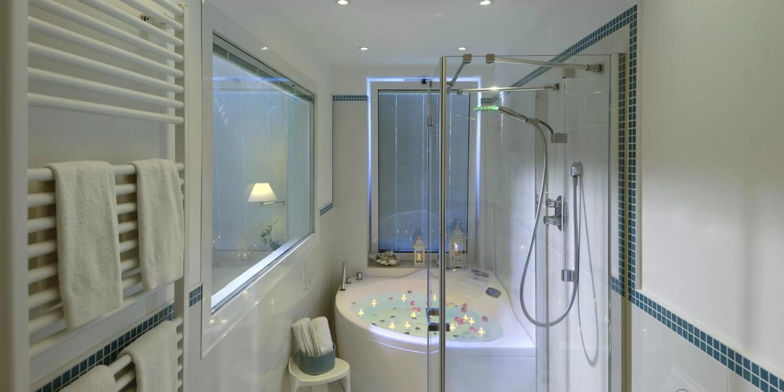 Bathroom in Hotel Al Cavallino Bianco