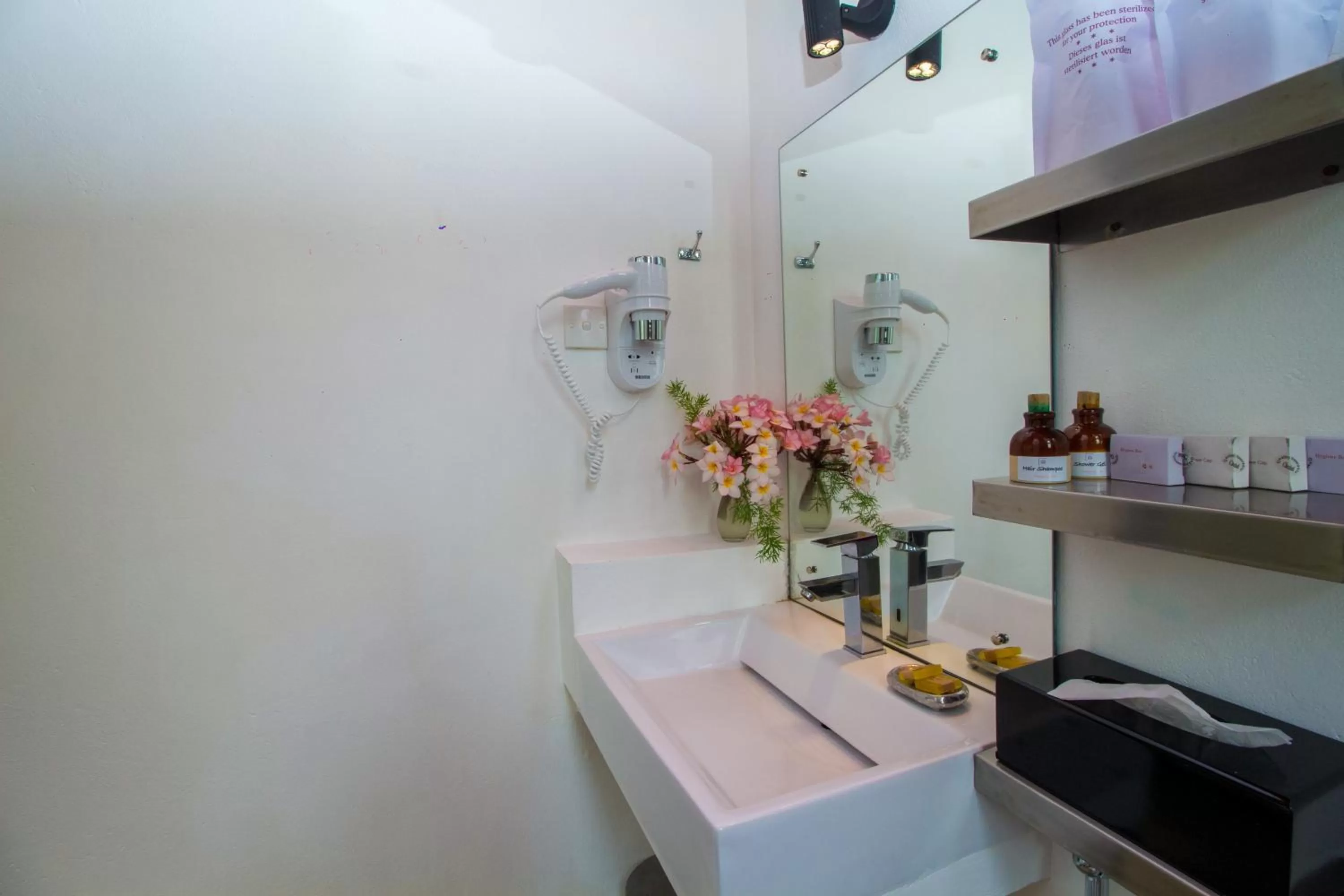 Bathroom in Palm Paradise Cabanas & Villas Beach Resort