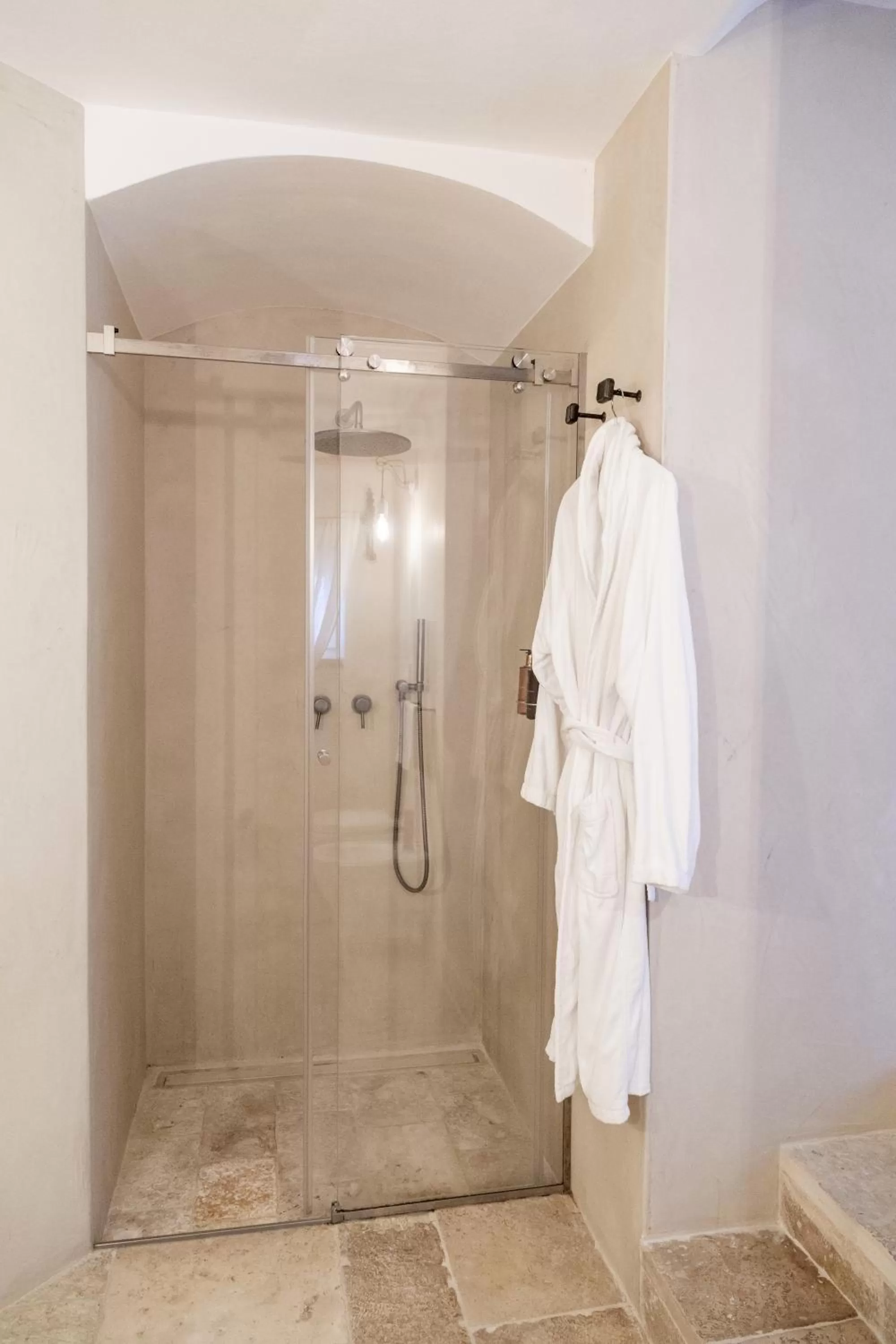 Shower in Dimora Graziana 1909