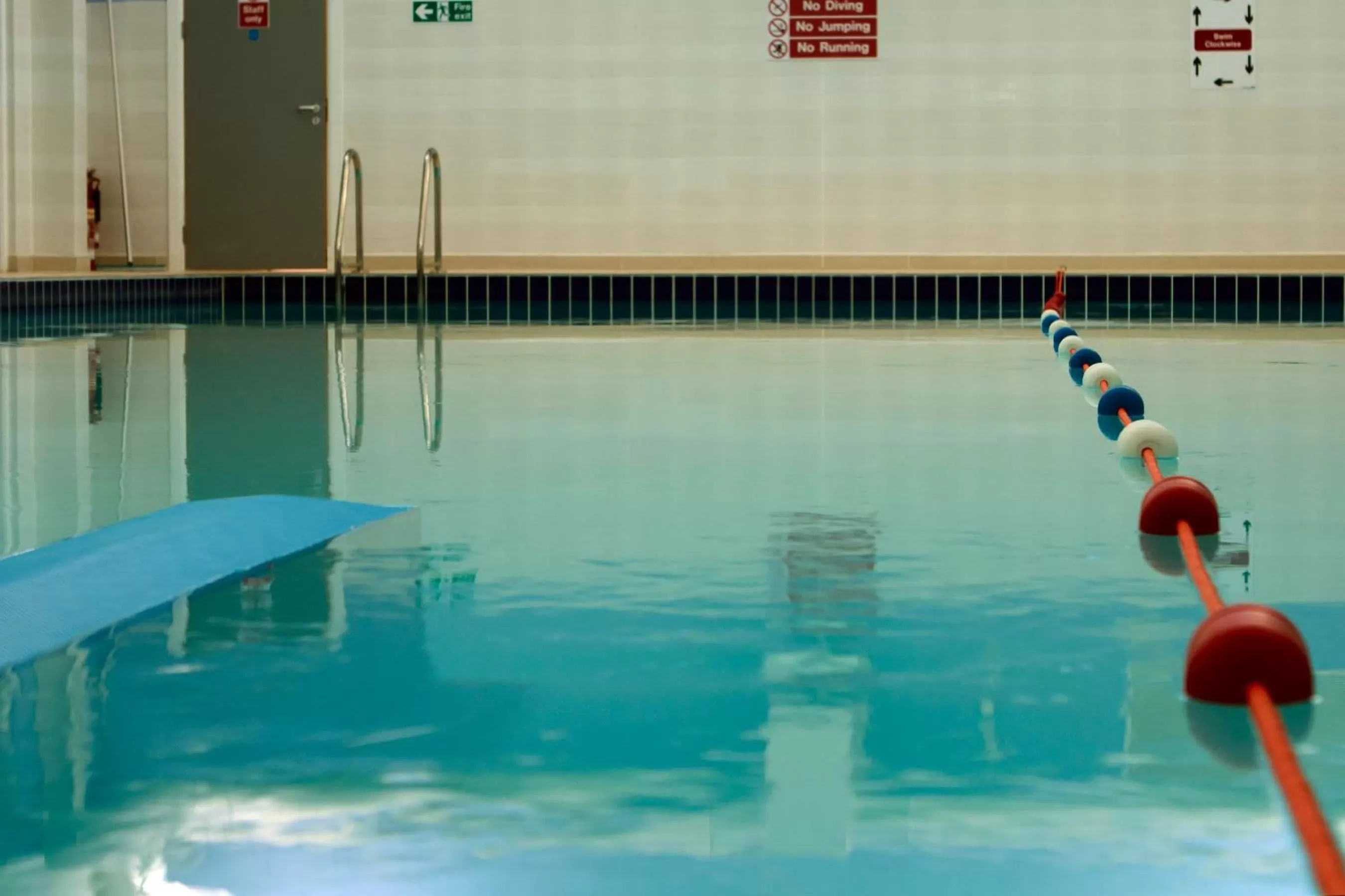 Swimming pool in Best Western Balgeddie House Hotel