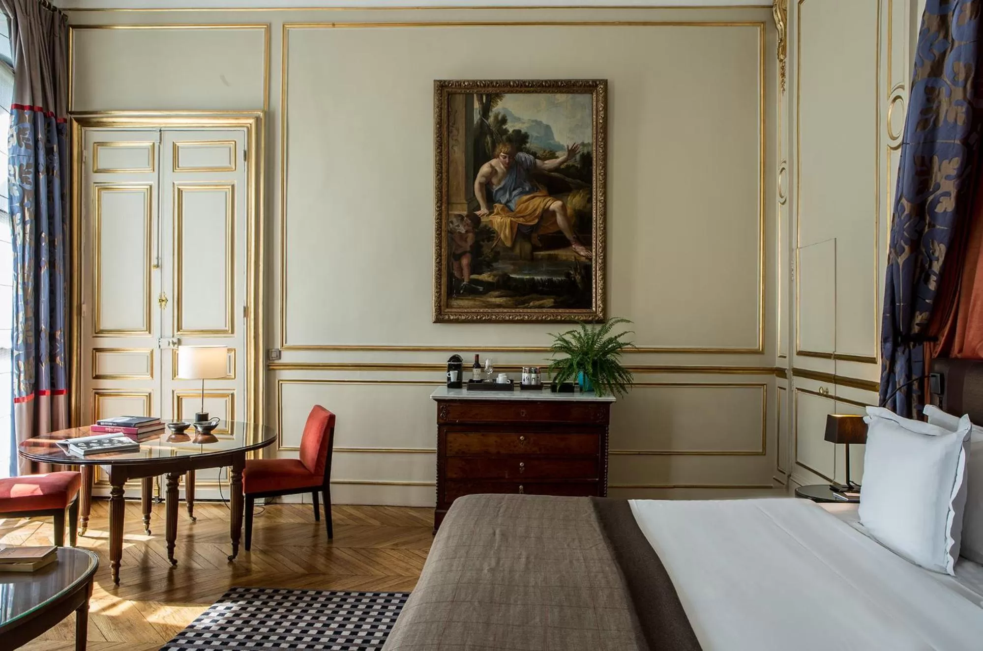 Photo of the whole room, Bed in Hôtel Mansart - Esprit de France