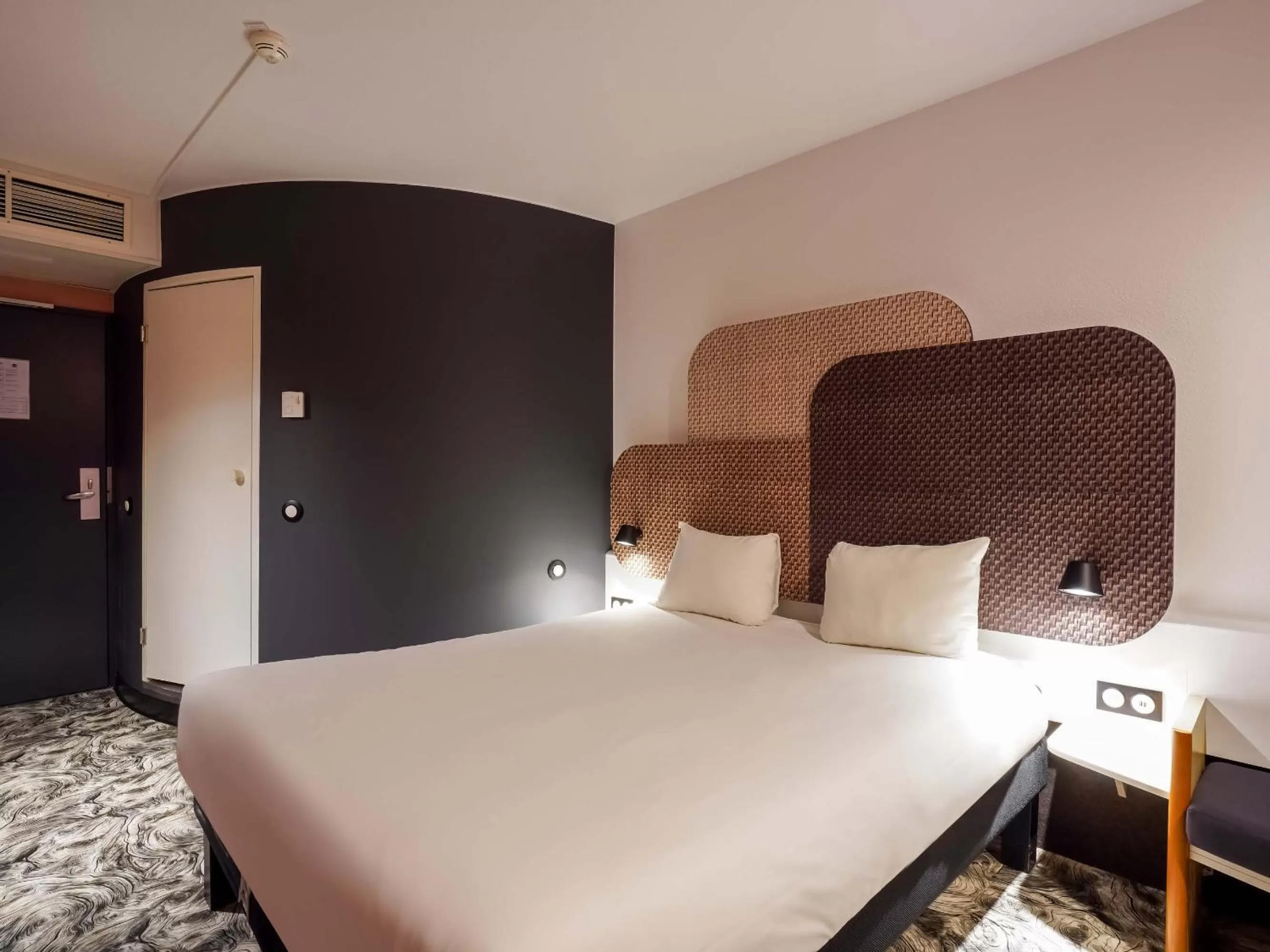 B&B HOTEL Rouen Centre Rive Gauche
