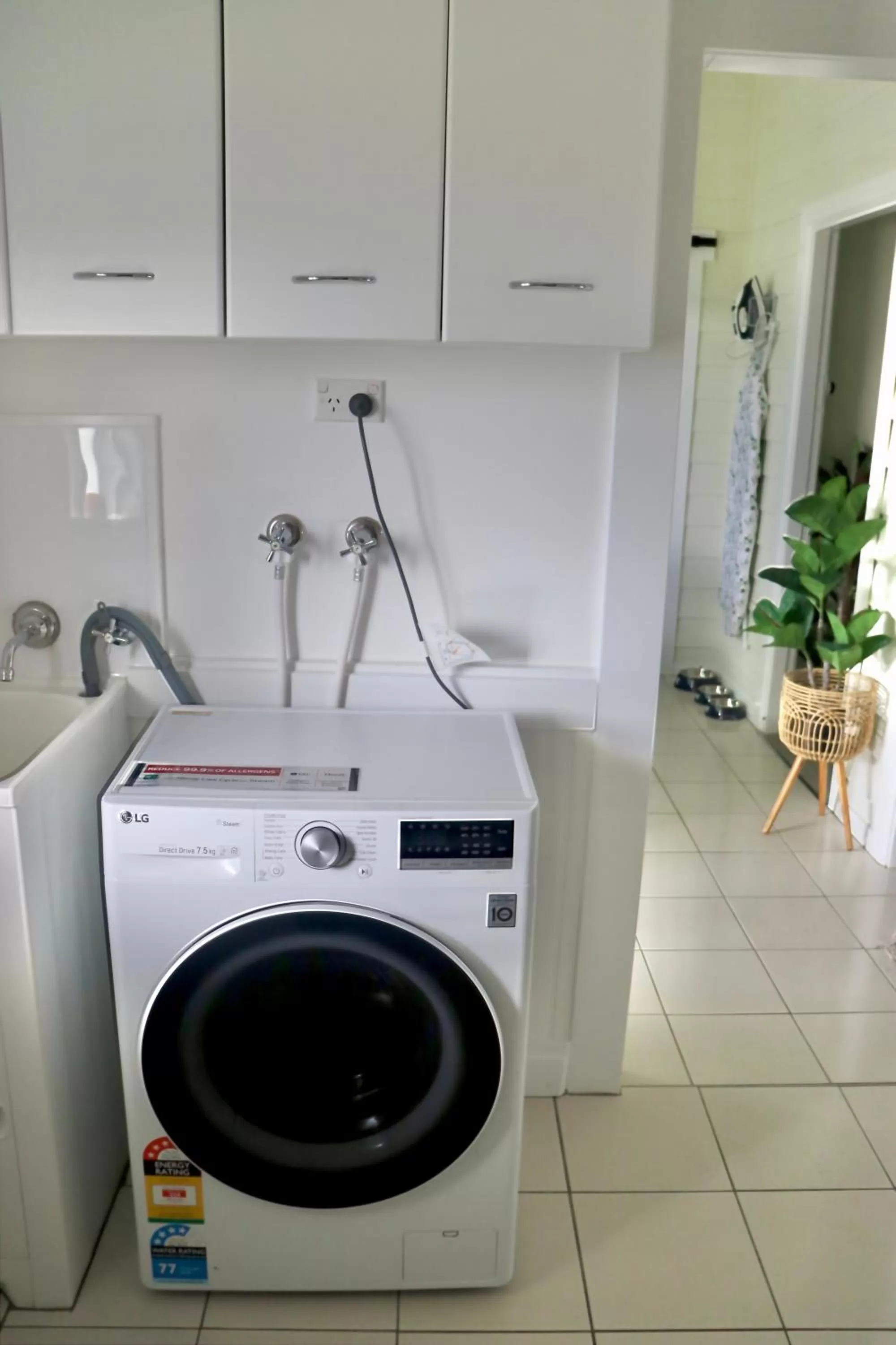 Bathroom in Clover Cottage Uralla