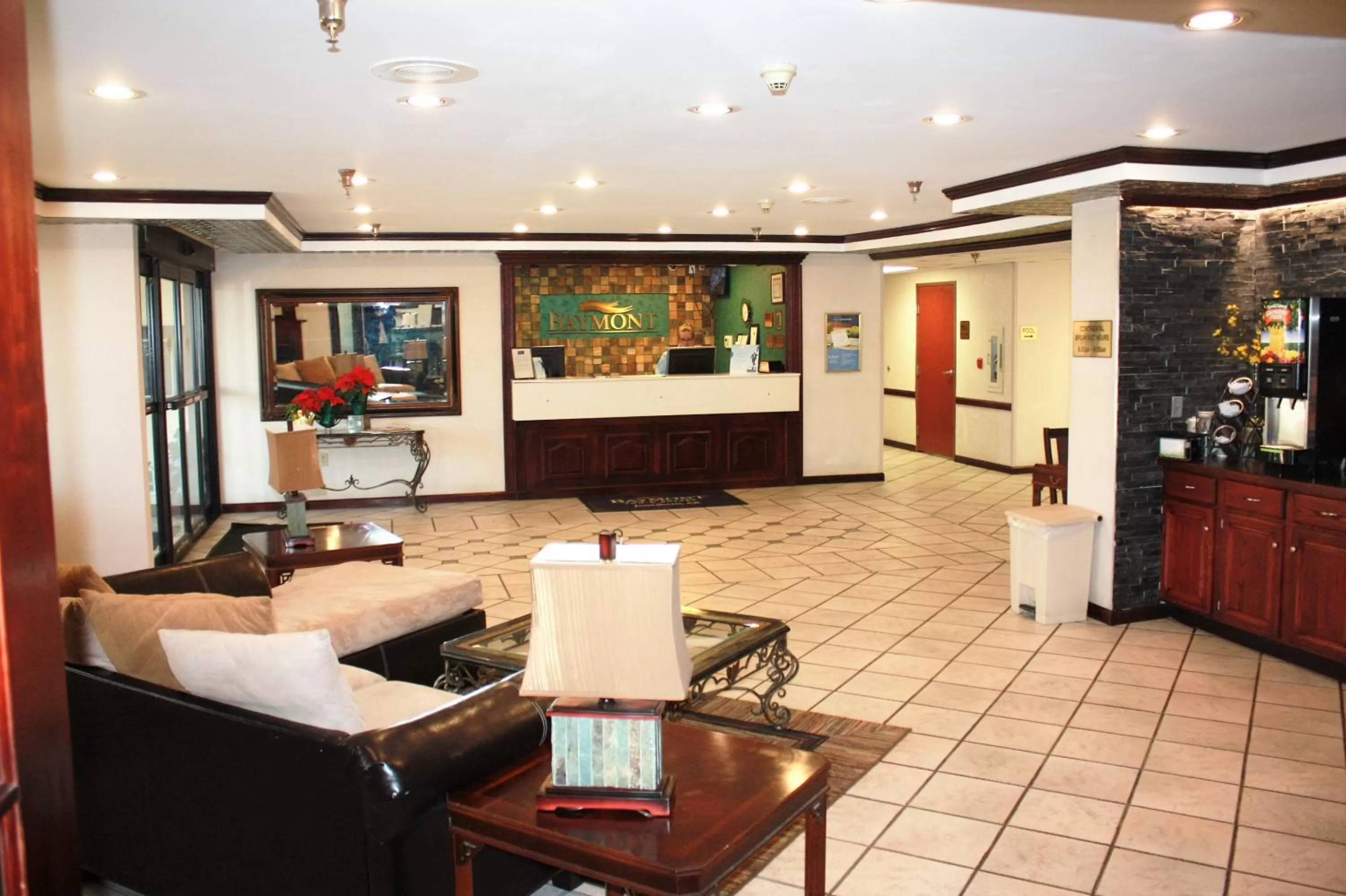 Lobby or reception in Baymont by Wyndham Jonesboro