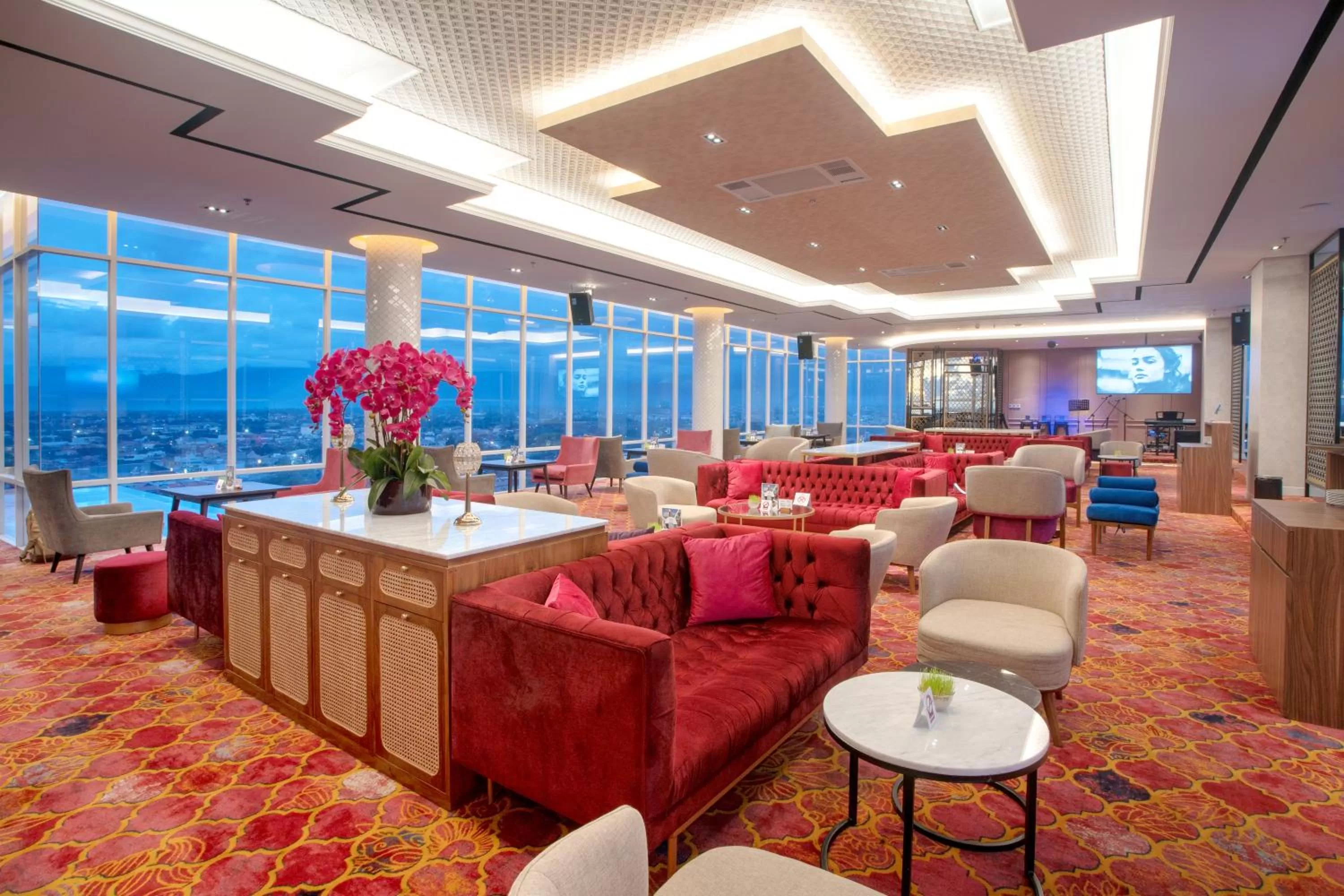Lounge or bar in The ZHM Premiere Padang