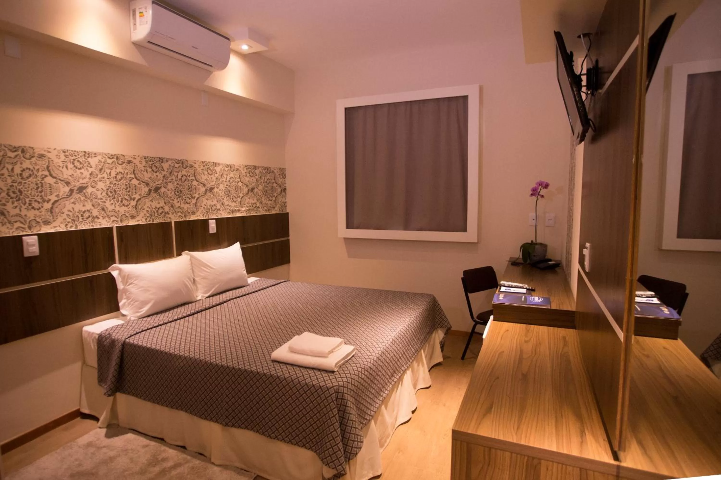 Photo of the whole room, Bed in Druds Hotel Hortolândia