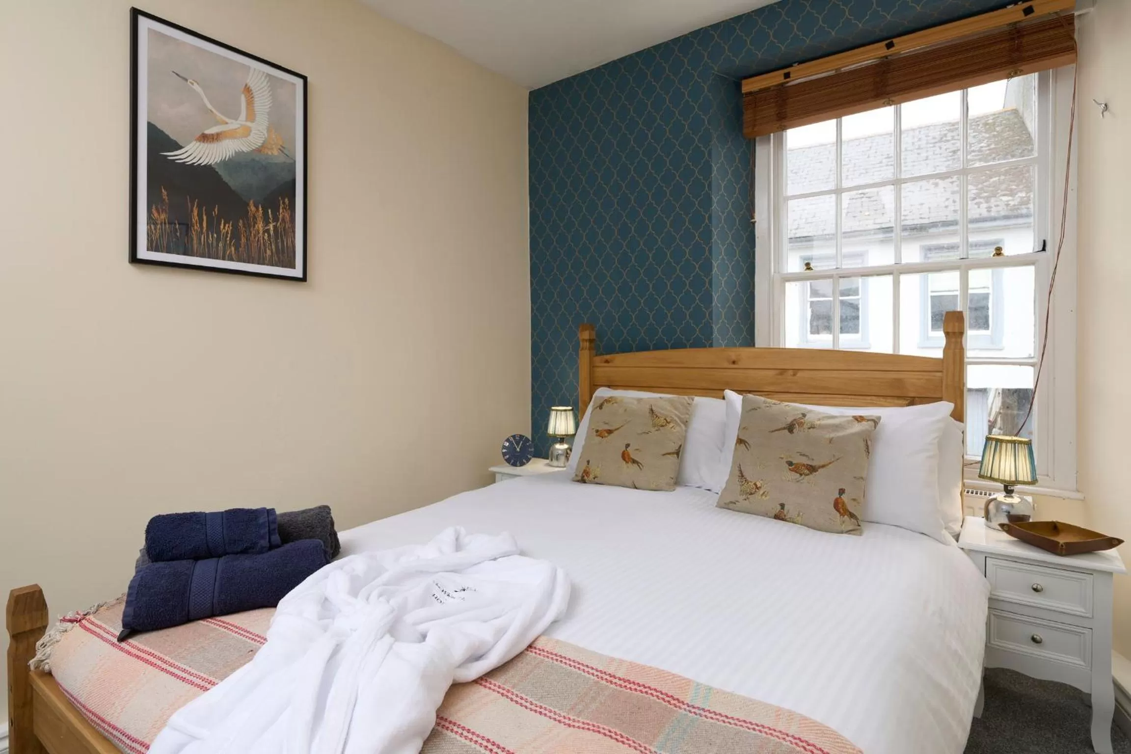 Bedroom, Bed in The White Hart Hotel