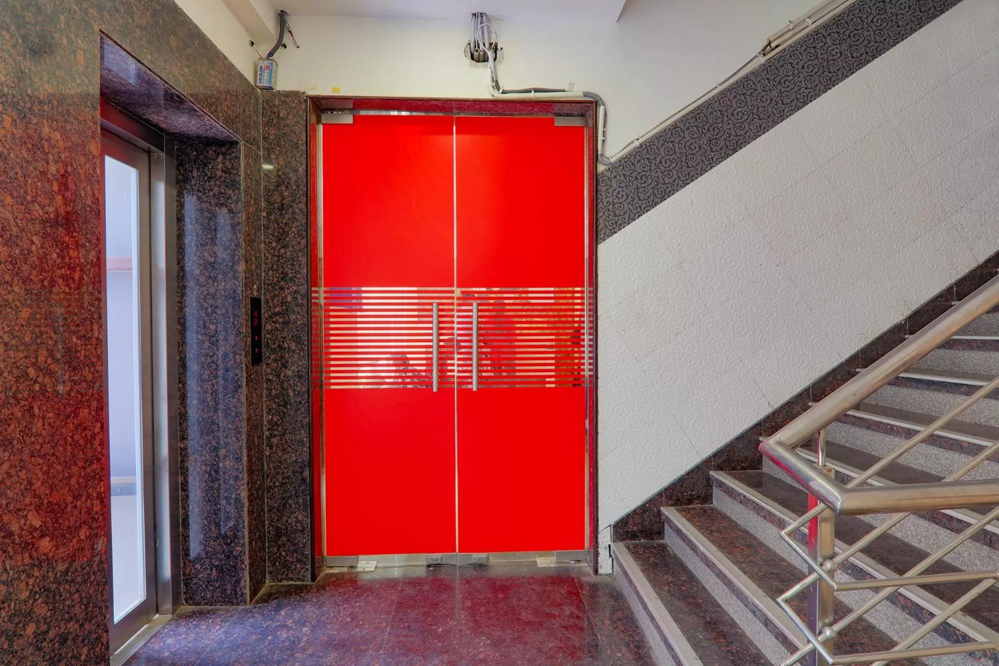 Lobby or reception in FabExpress The Mall Inn