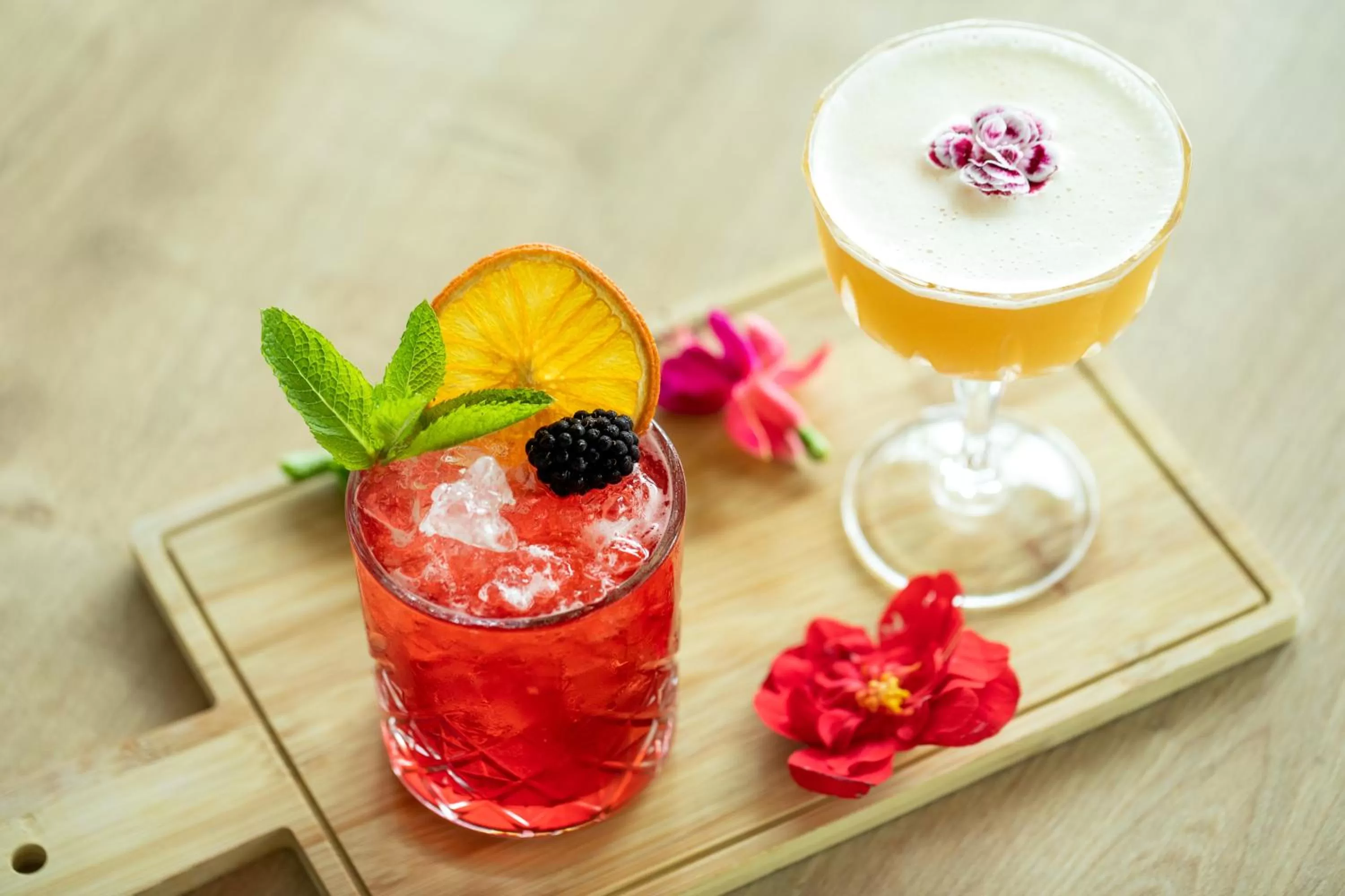 Food and drinks in Holiday Inn Express Amsterdam - North Riverside by IHG