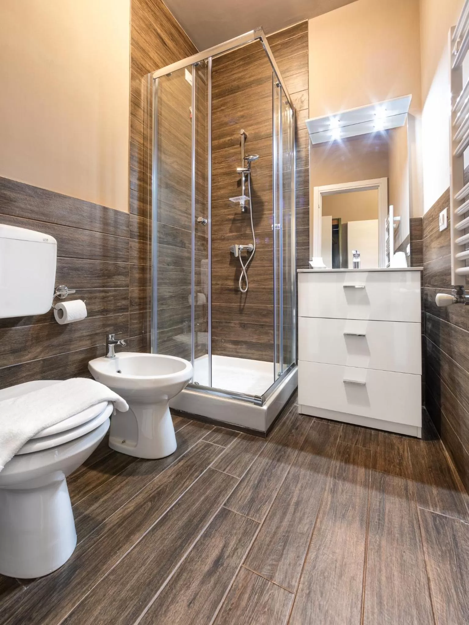 Toilet in Hotel Giulietta