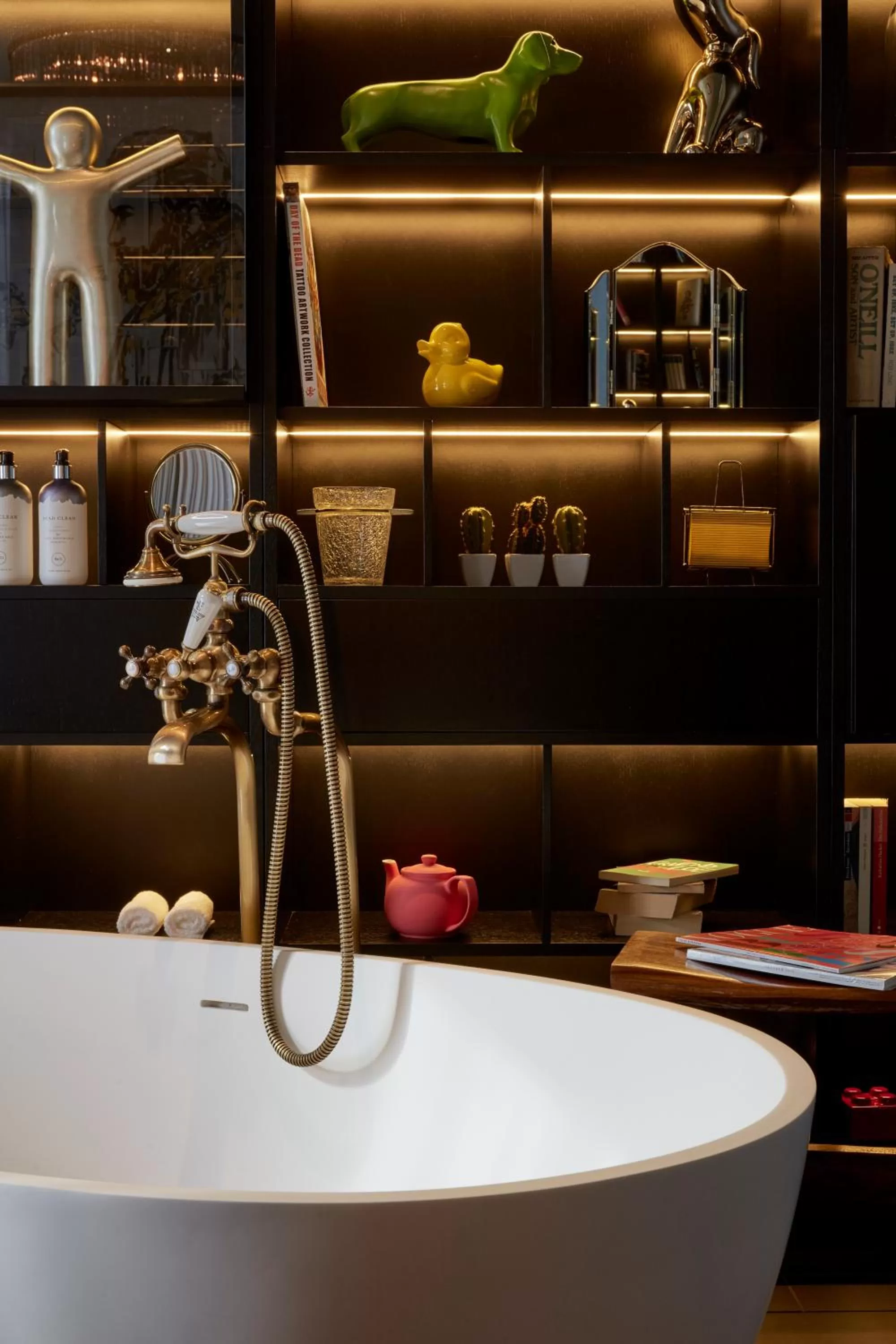 Bathroom in Sir Savigny Hotel, part of Sircle Collection