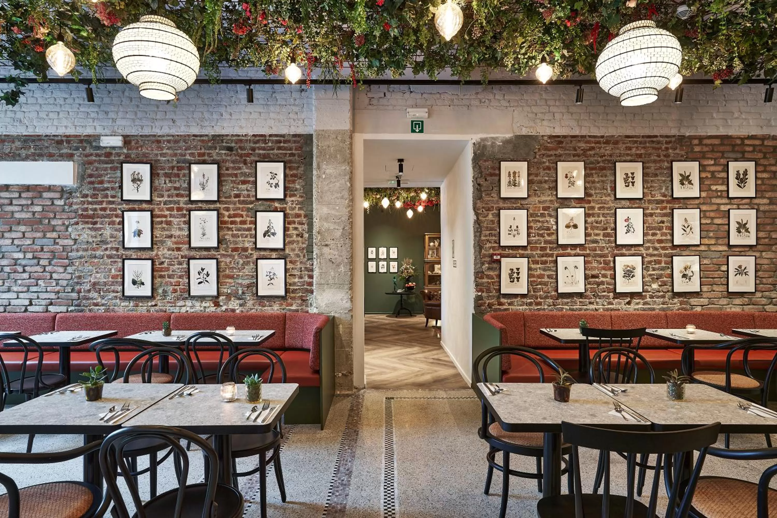 Breakfast in Urban Yard Hotel