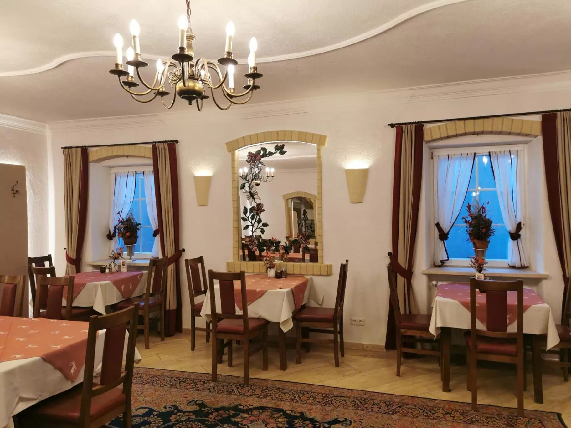 Restaurant/places to eat in Gasthof Lend-Platzl
