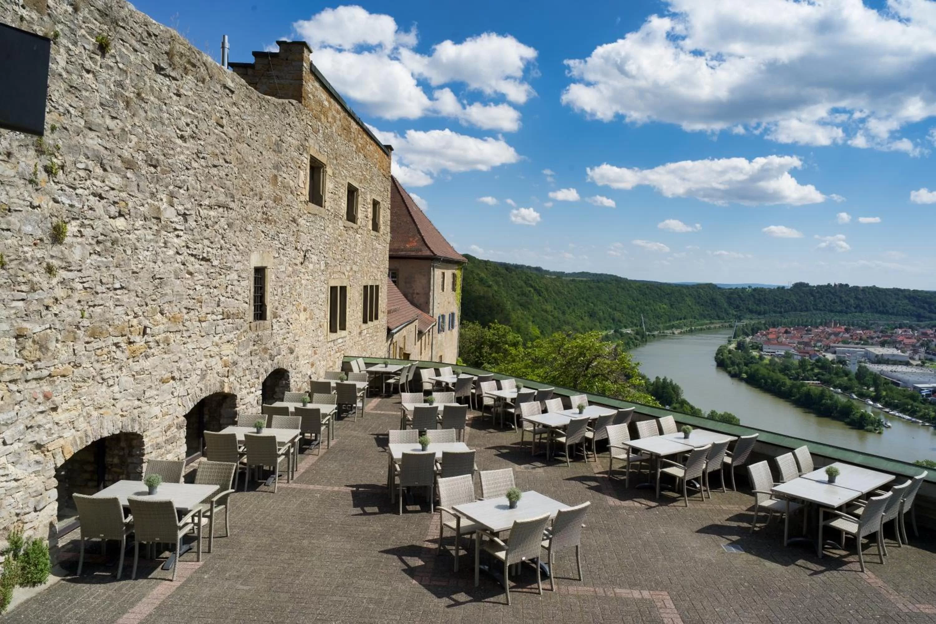 Restaurant/places to eat in Hotel-Restaurant Burg Hornberg