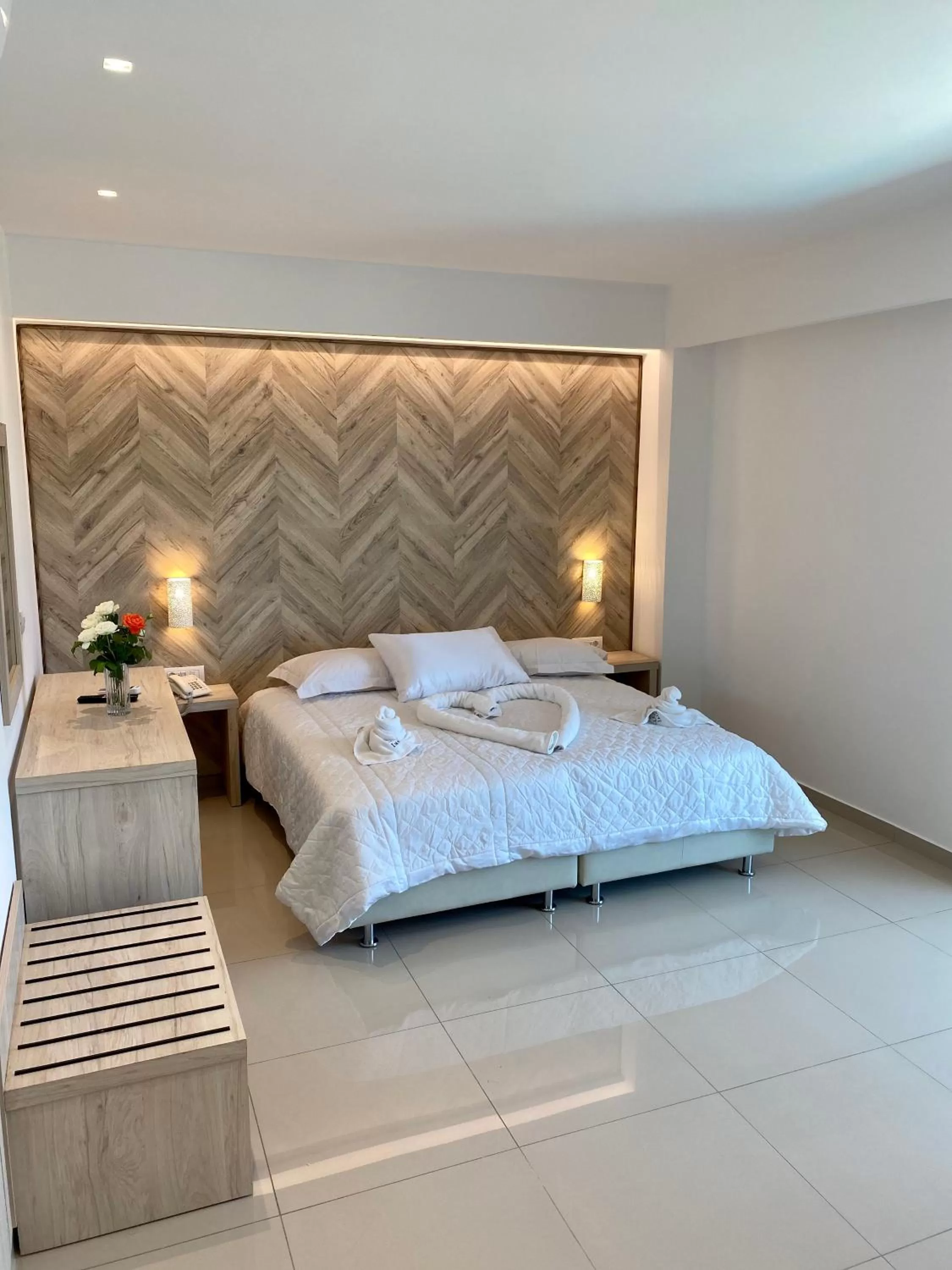 Photo of the whole room, Bed in Agrelli Hotel & Suites