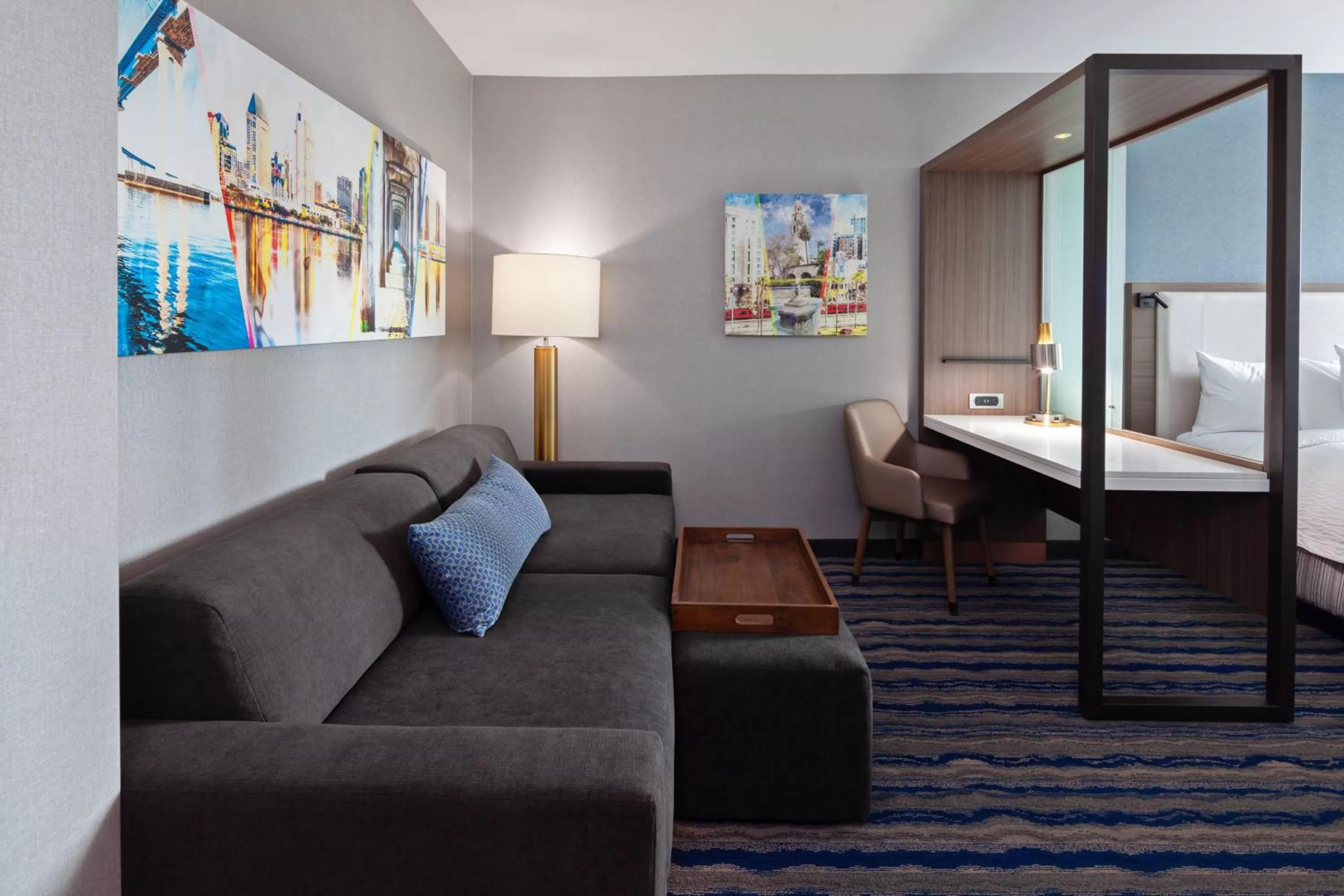 Living room in SpringHill Suites by Marriott Escondido Downtown