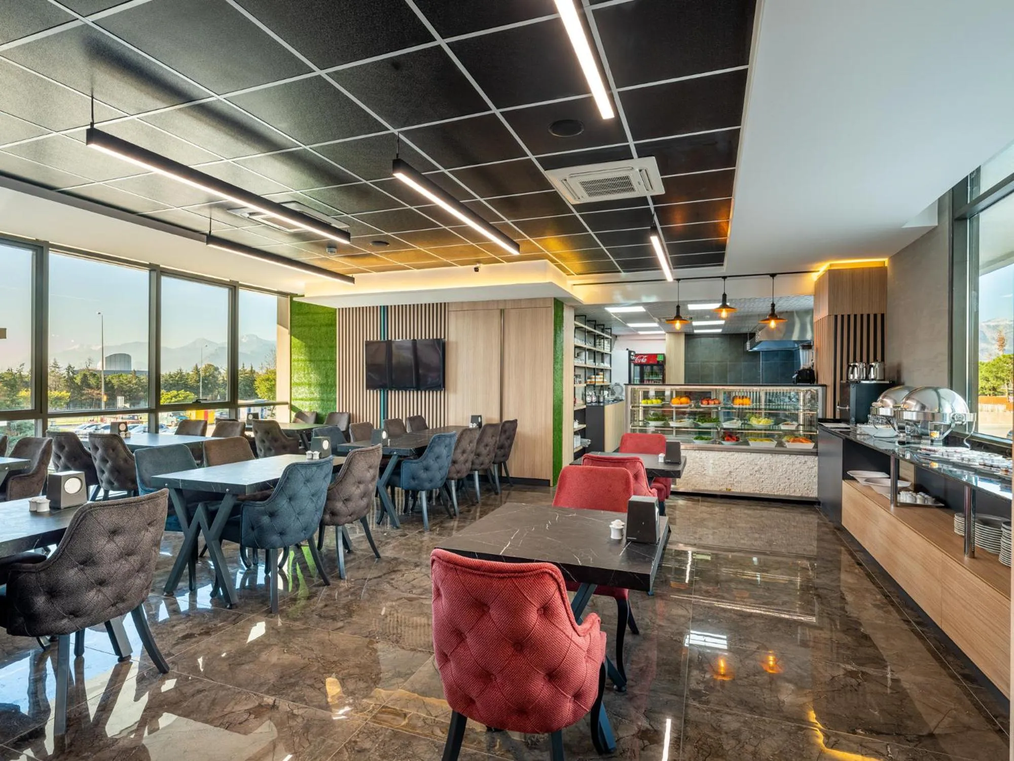 Restaurant/places to eat in Anelli Hotel