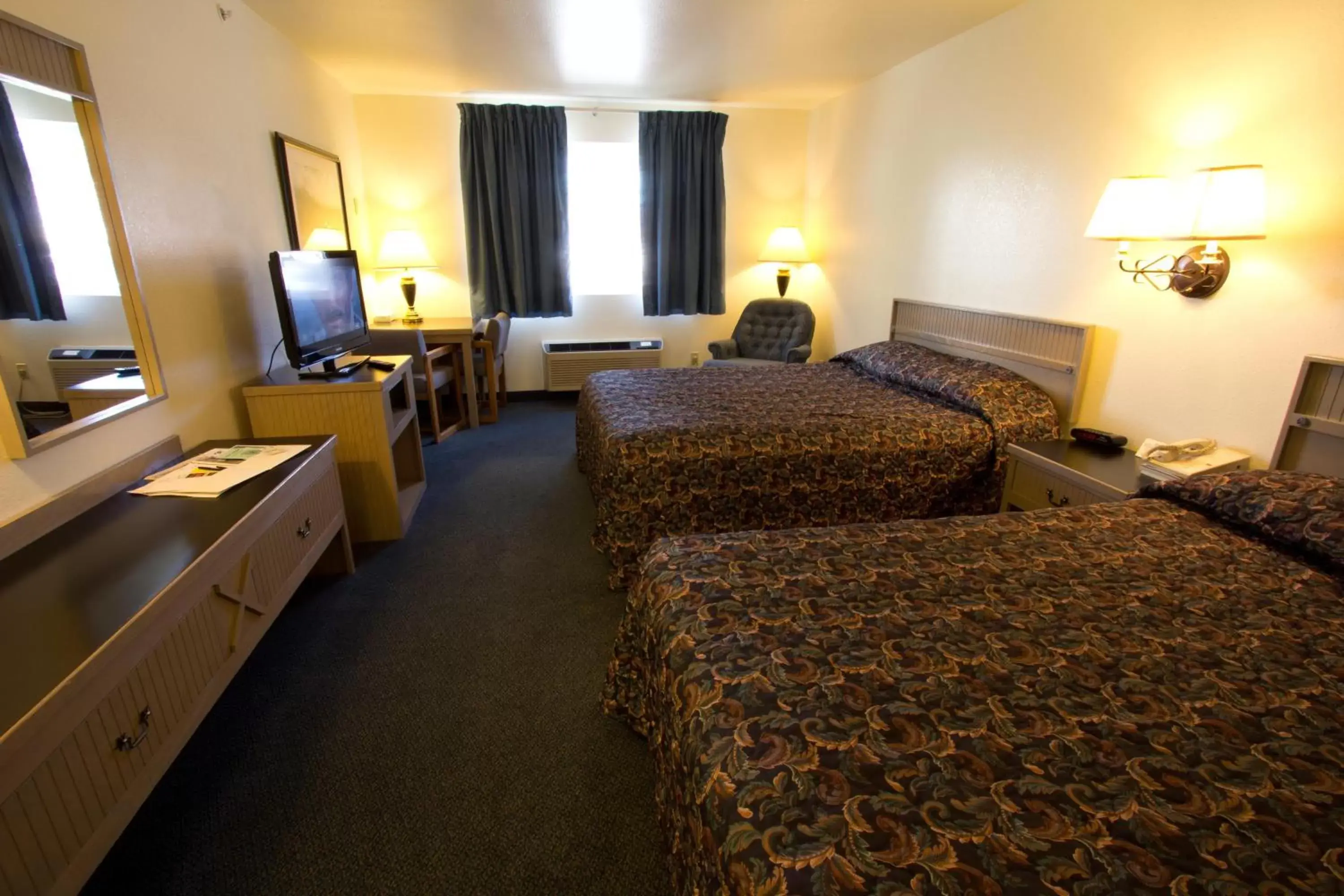 Queen Room with Two Queen Beds - West Wing in Jailhouse Motel and Casino Queen Room with Two Queen Beds - West Wing in Jailhouse Motel and Casino