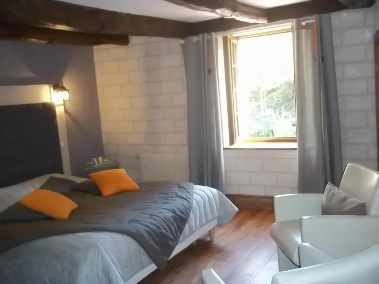 Bed in Chambres d'hôtes La Charmante