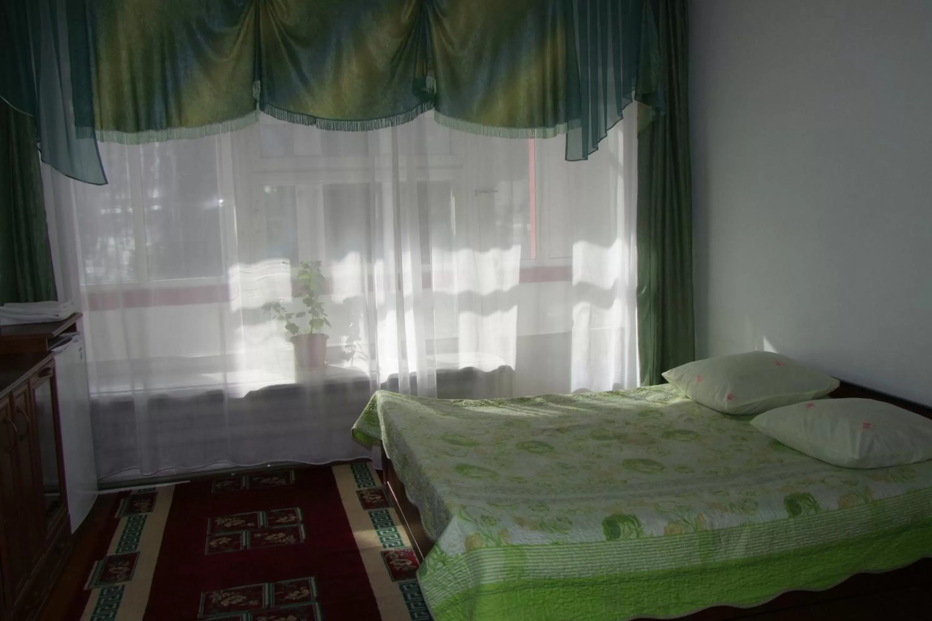 Photo of the whole room, Bed in Otel Issyk-Kul Karakol