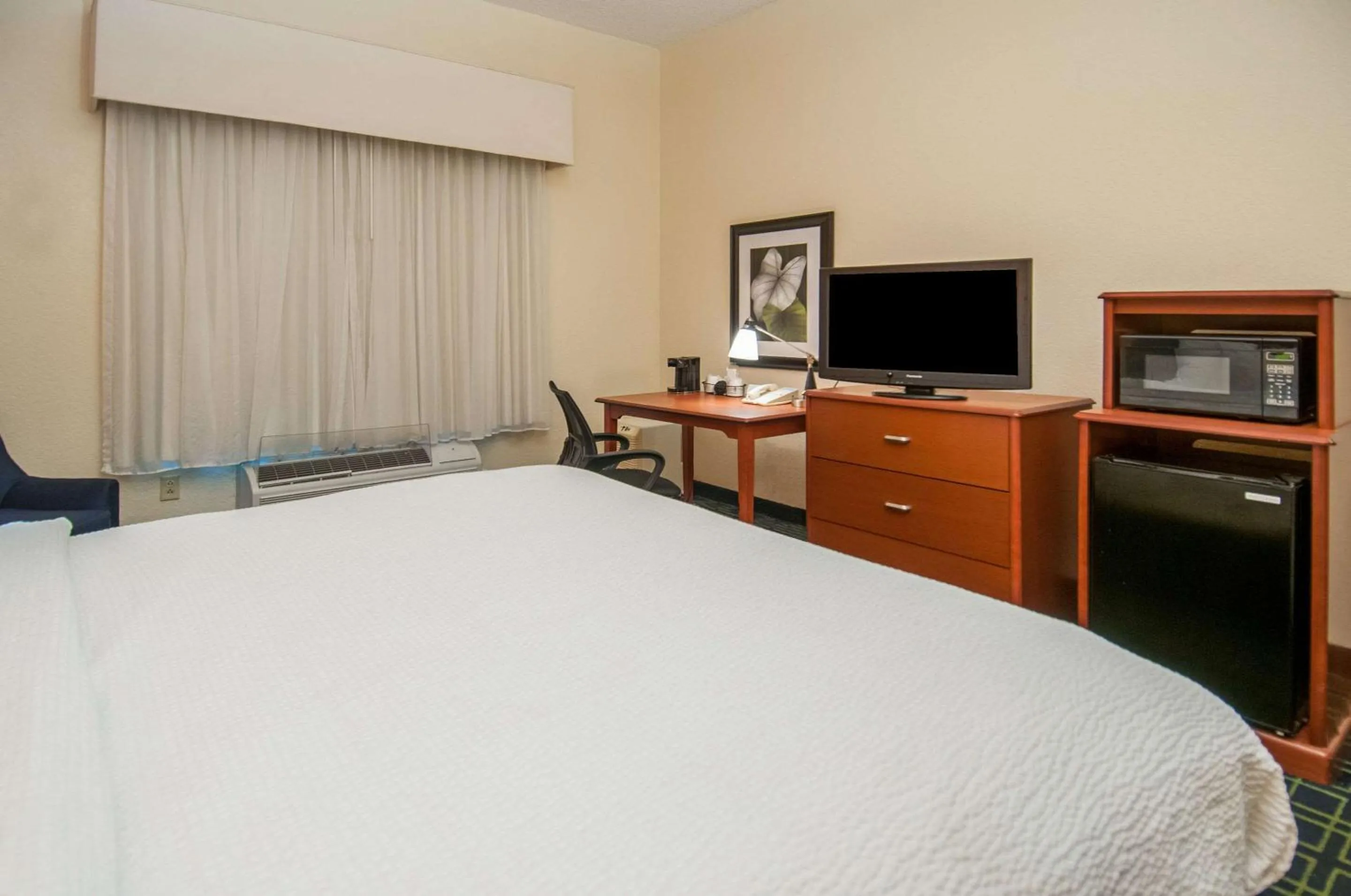 Photo of the whole room in Quality Inn & Suites
