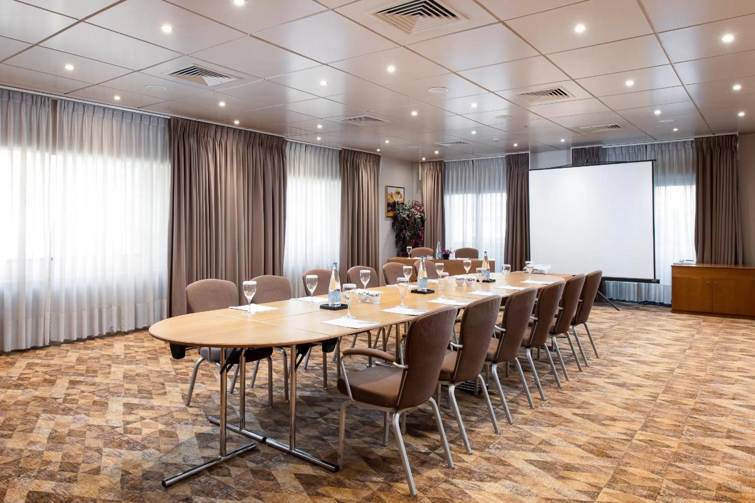 Meeting/conference room in Crowne Plaza Athens City Centre by IHG