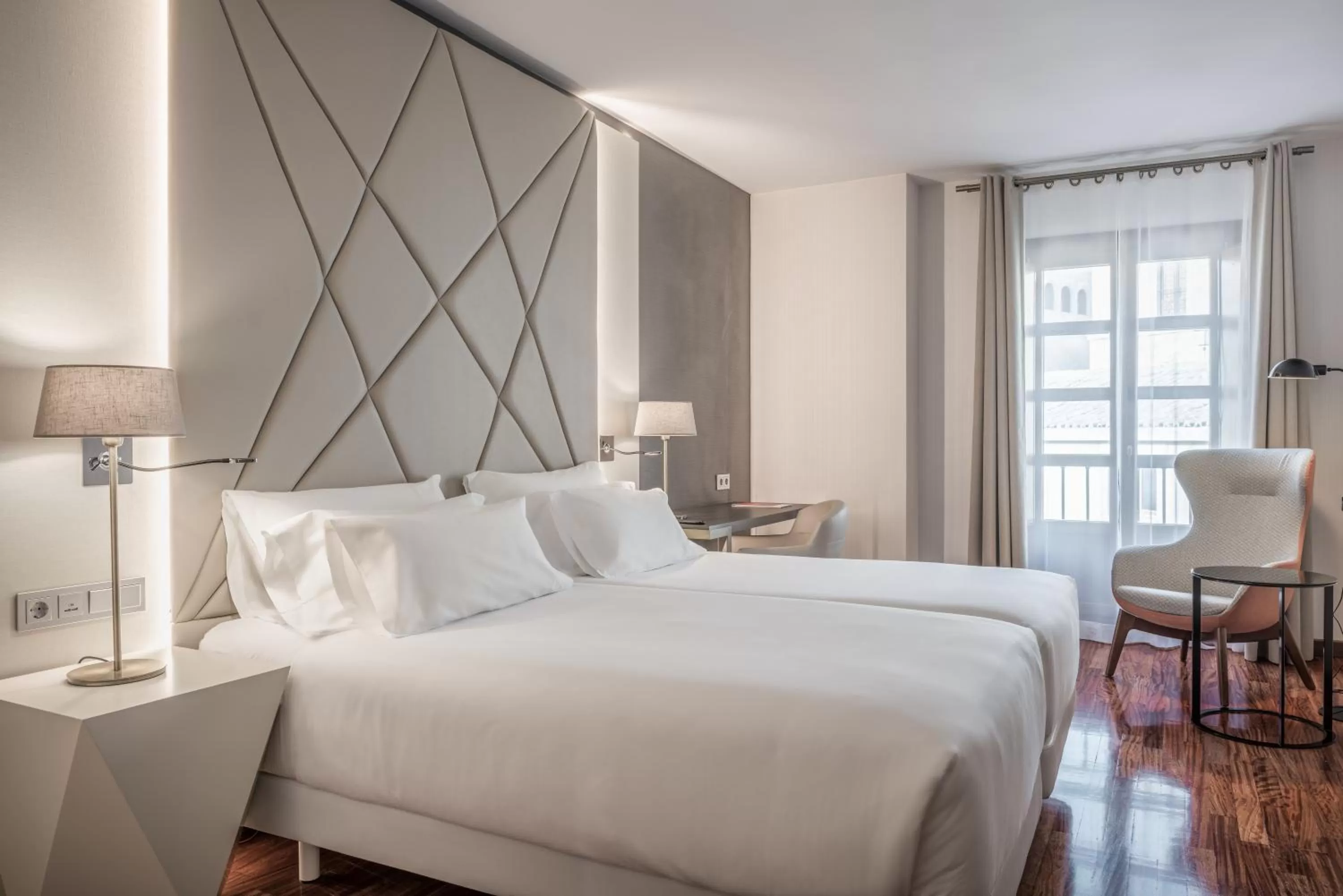 City view, Bed in NH Collection Salamanca Palacio de Castellanos