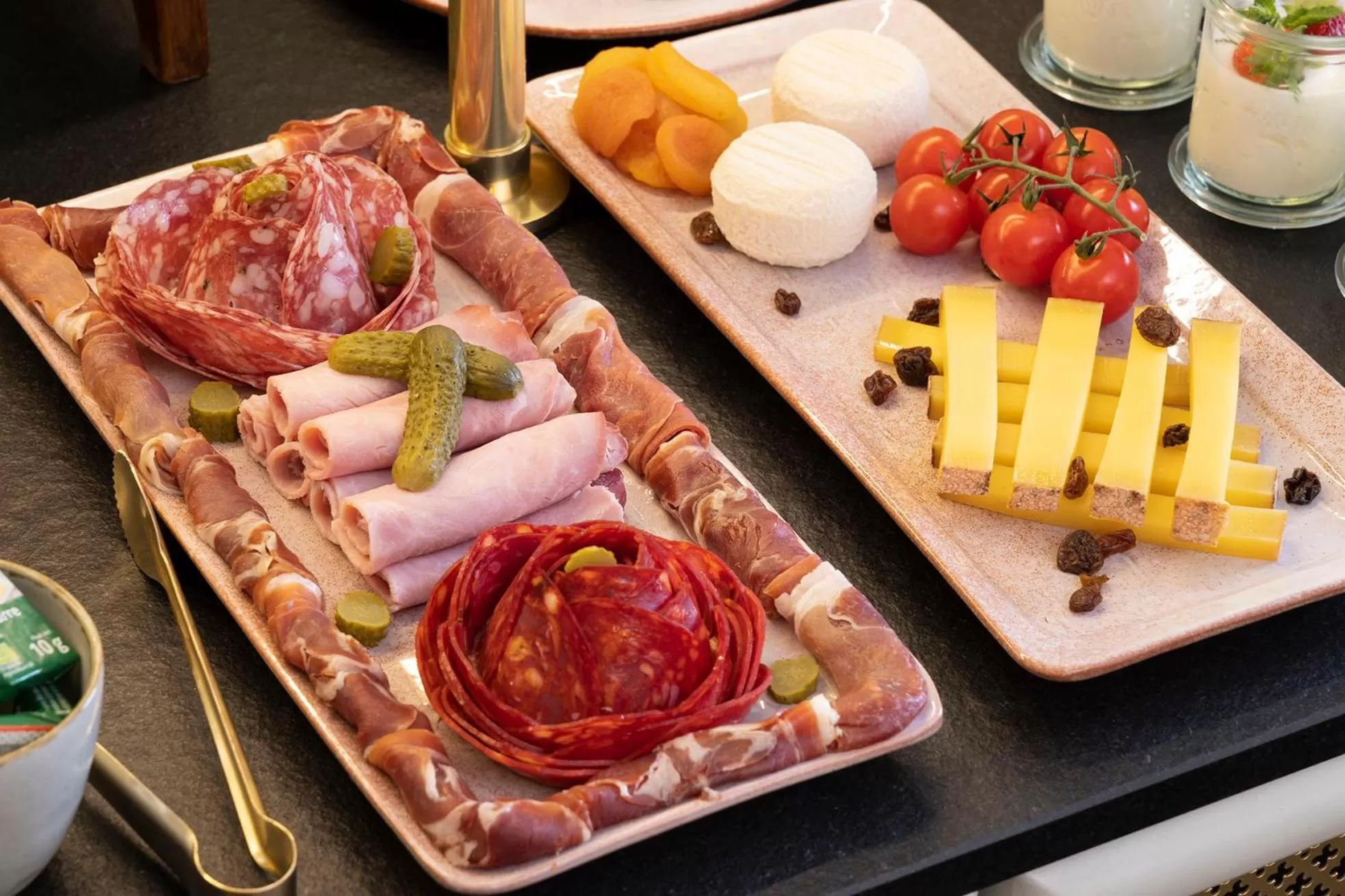 Breakfast, Food in Hotel Bloum