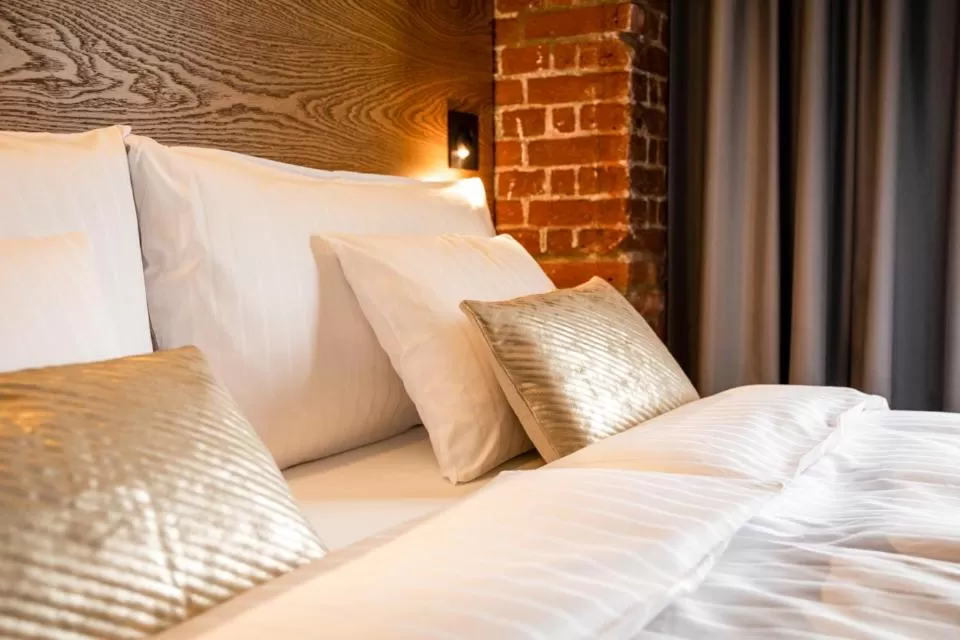 Bed in GINN Hotel Hamburg Elbspeicher