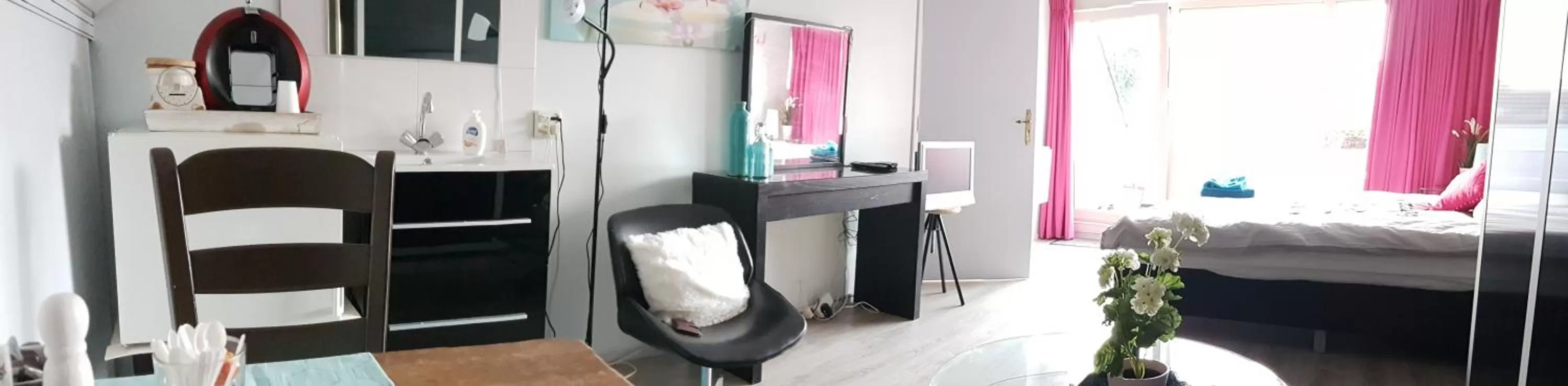 Photo of the whole room, Bed in B&B Acacia