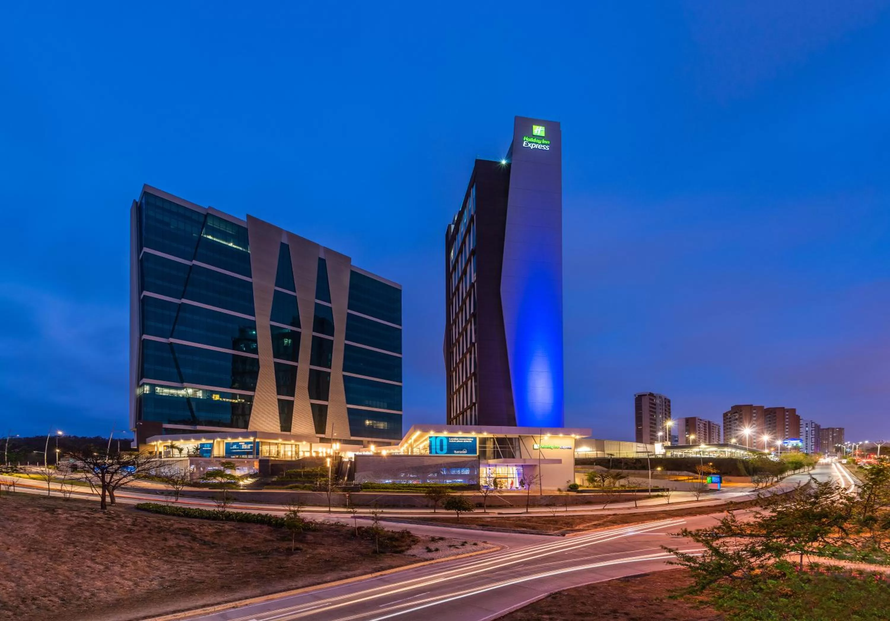 Property building in Holiday Inn Express - Barranquilla Buenavista by IHG