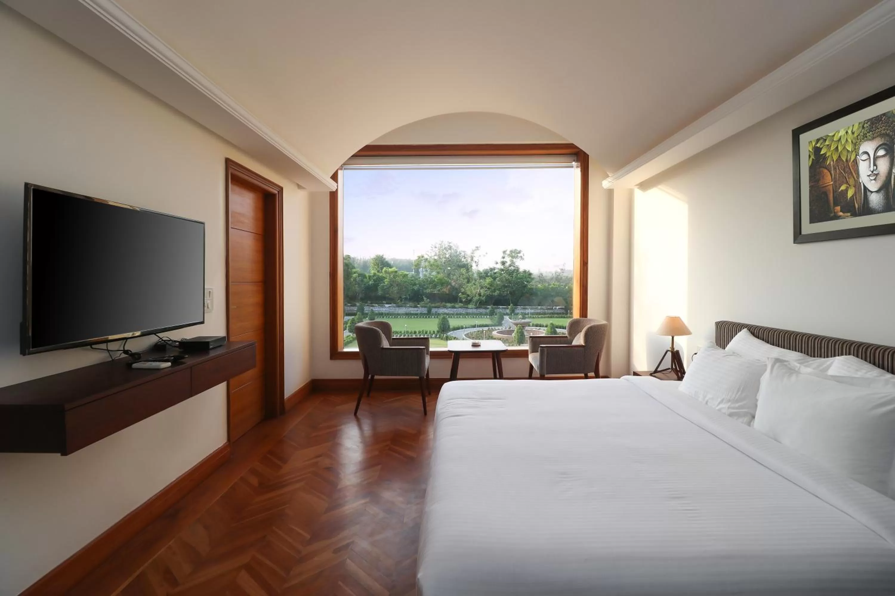 Bed in Glenville Forest Resort & Spa