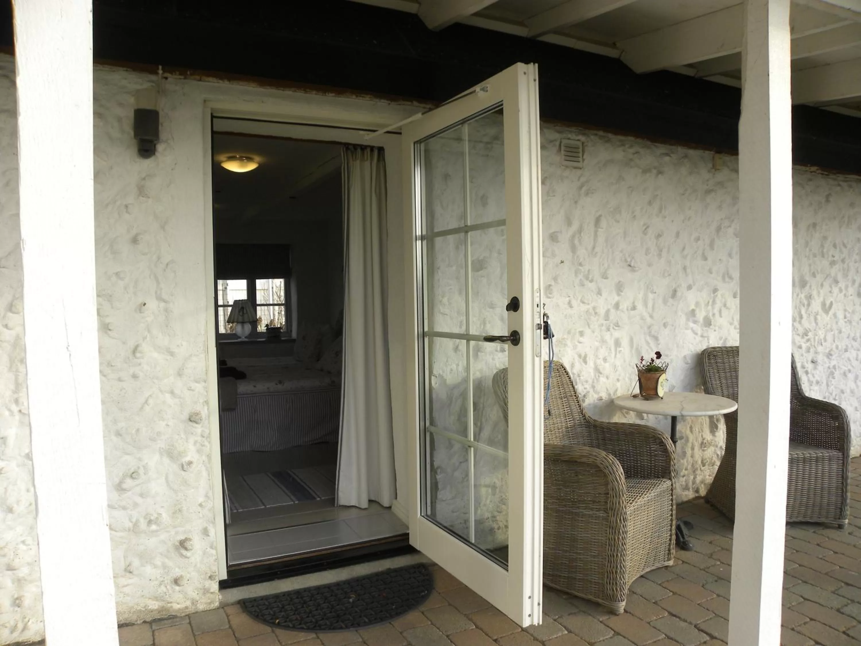 Patio in Glimminge Bed & Breakfast