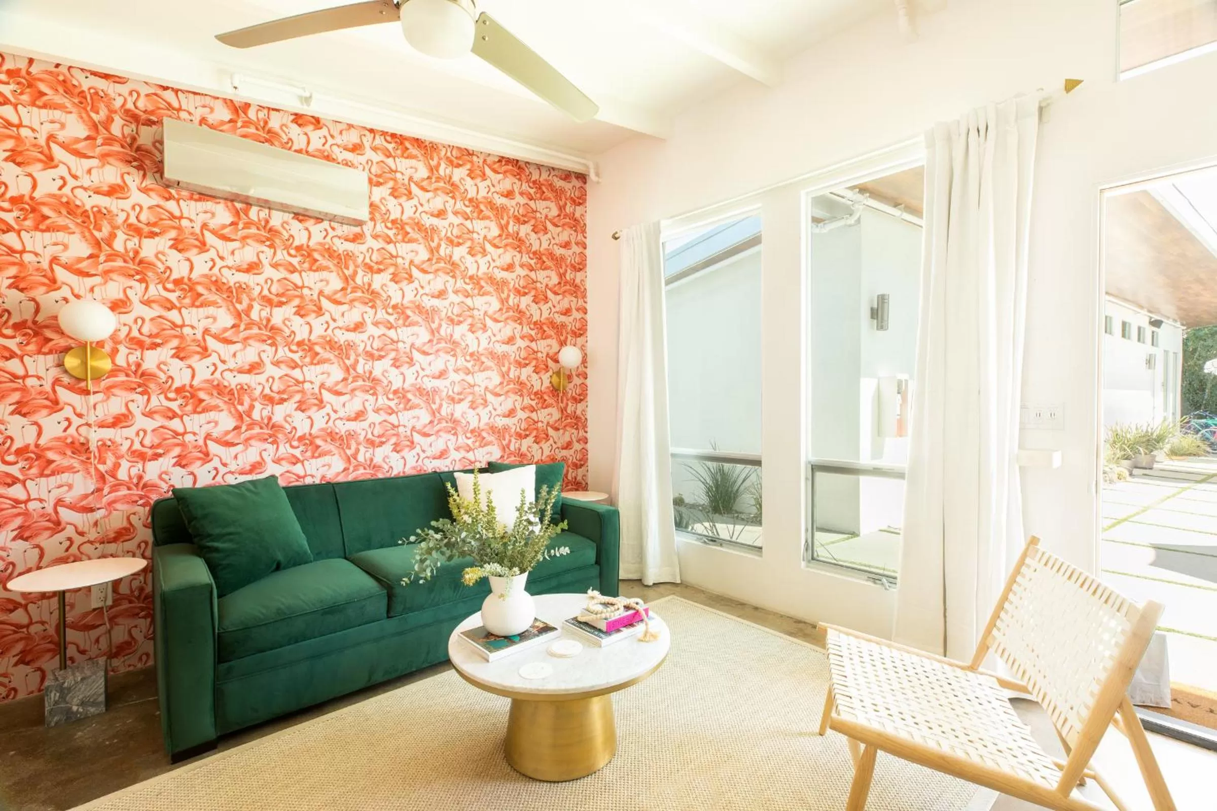 Deluxe King Studio in The Wesley by AvantStay Mid-Century Modern Oasis with Pool