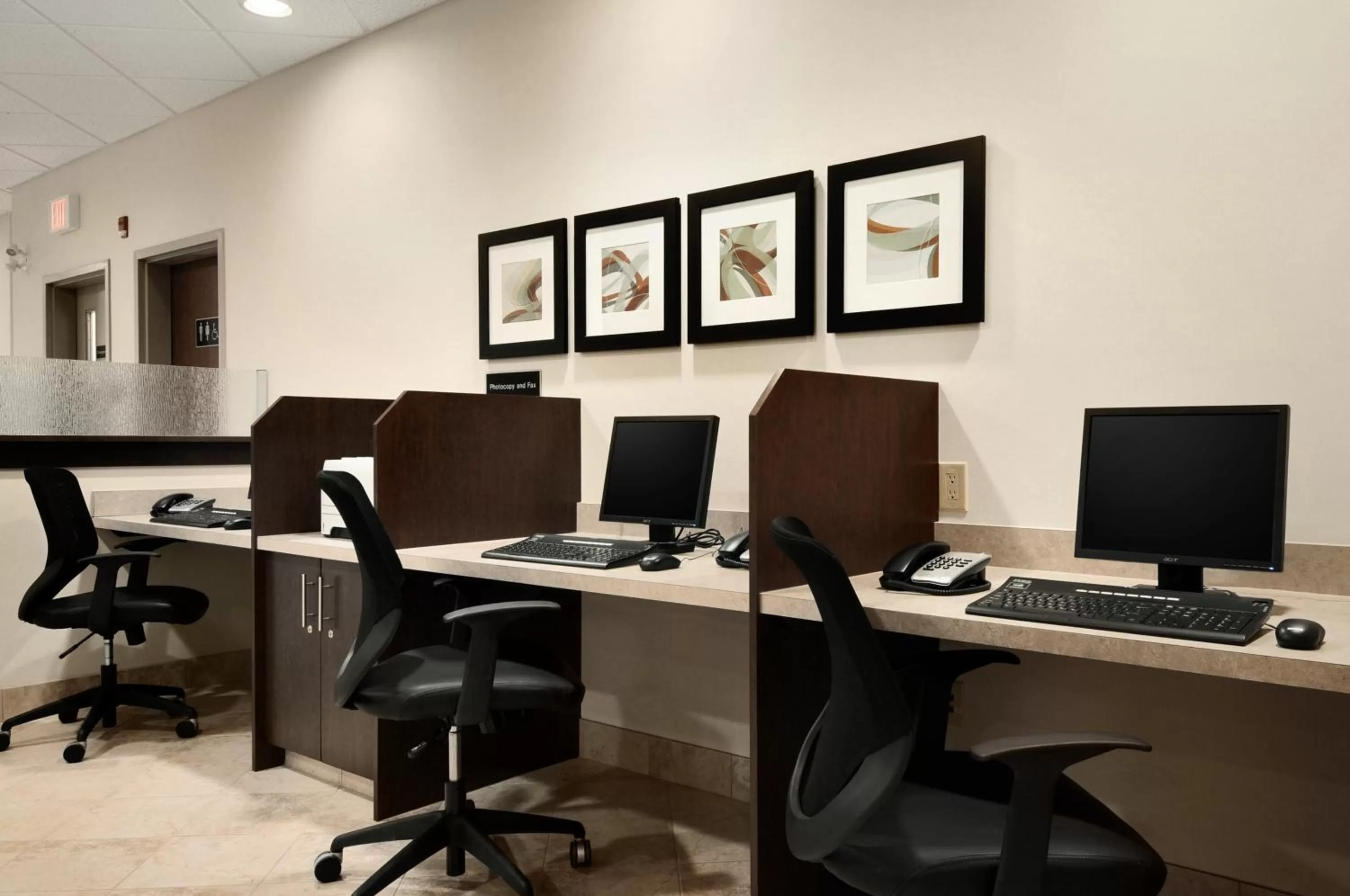 Business facilities in Canalta Hotel Melfort