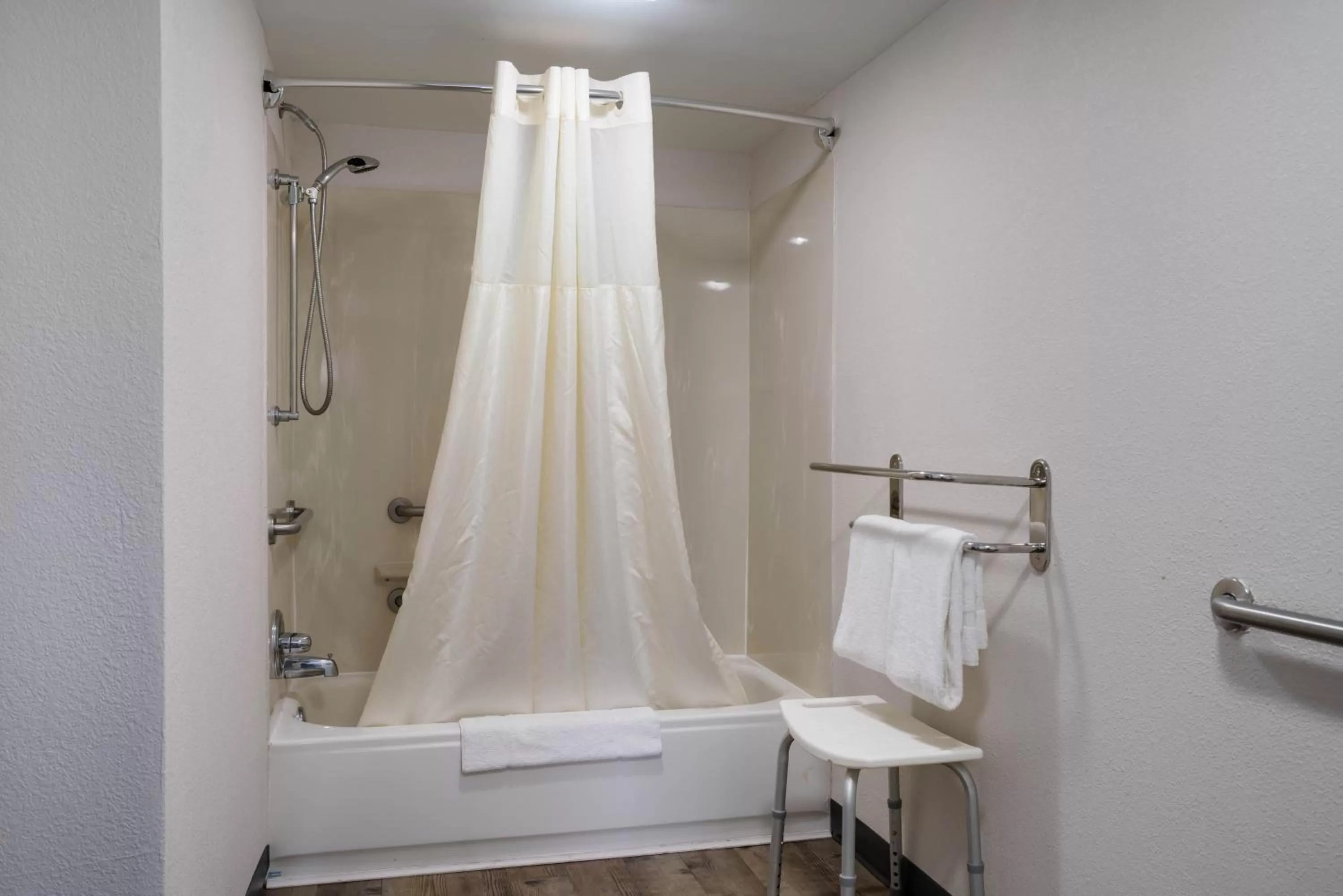 Bathroom in Quality Inn Greenville near University