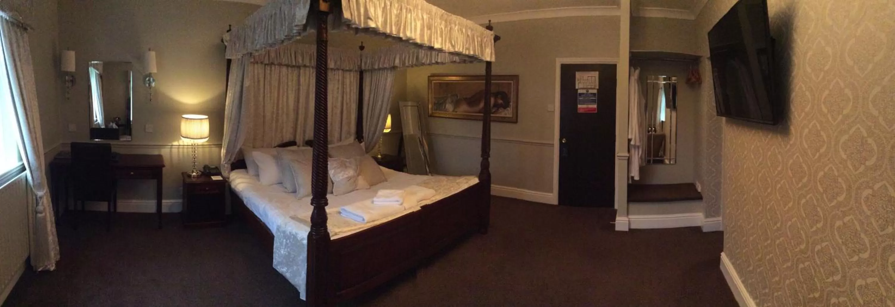 Bed in Brackenborough Hotel, BW Signature Collection