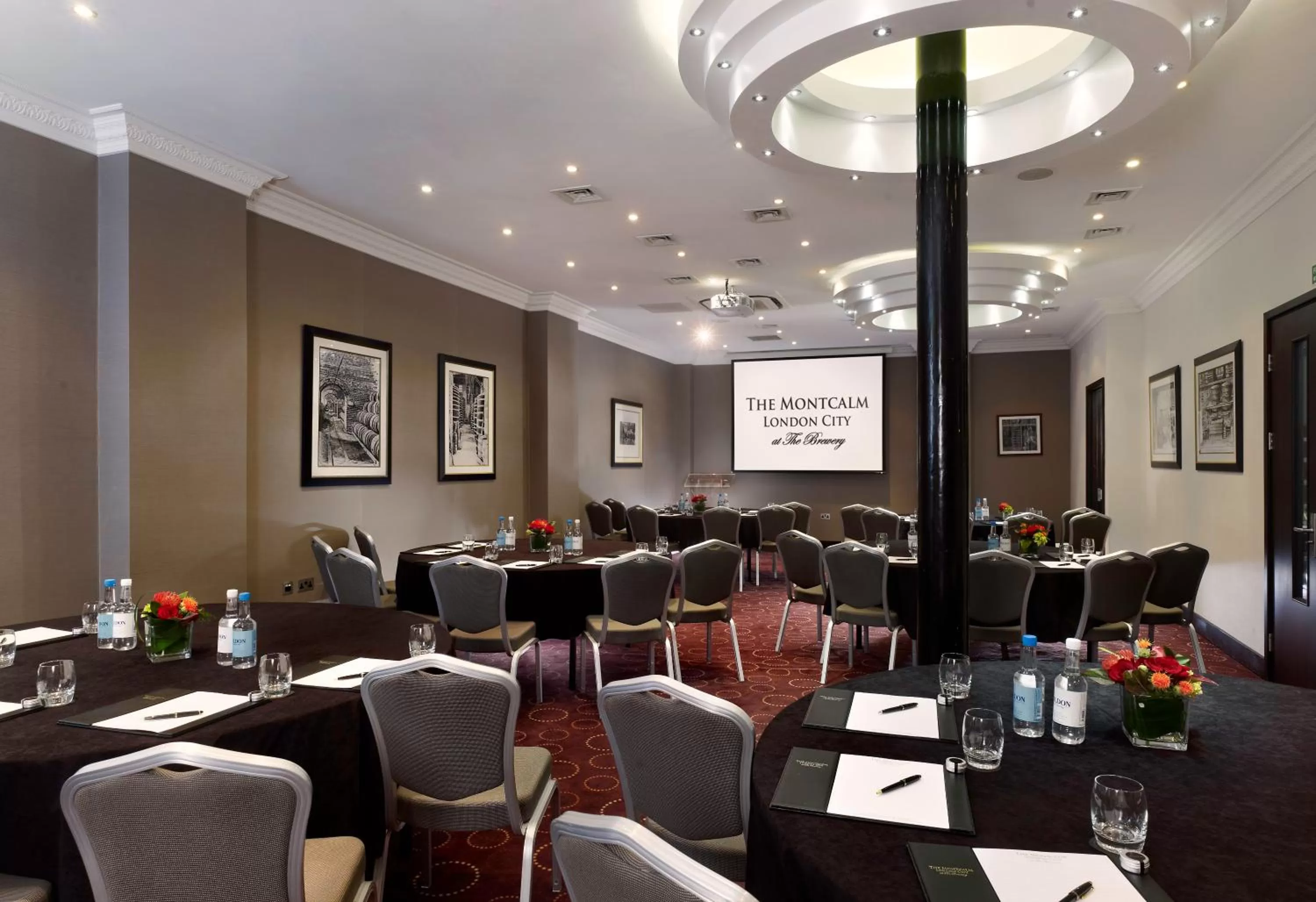 Business facilities in Montcalm Brewery, London City