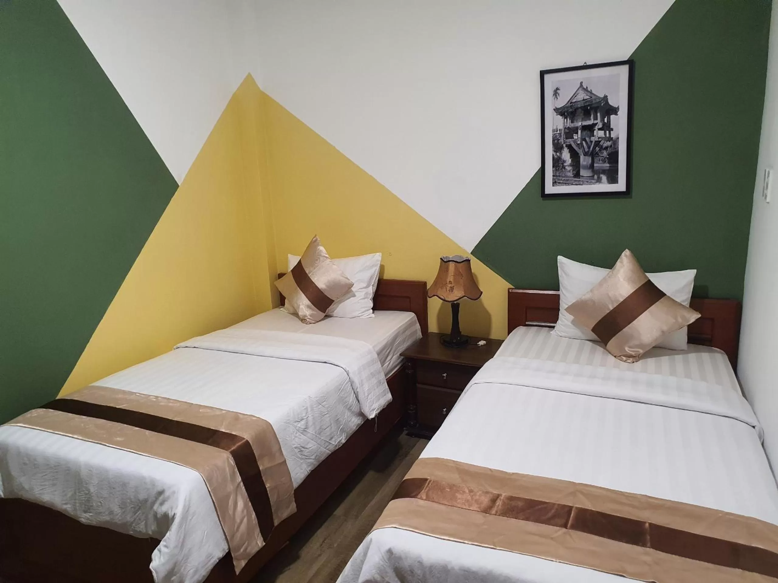 Bedroom, Bed in The 1- Tony saigon Hotel