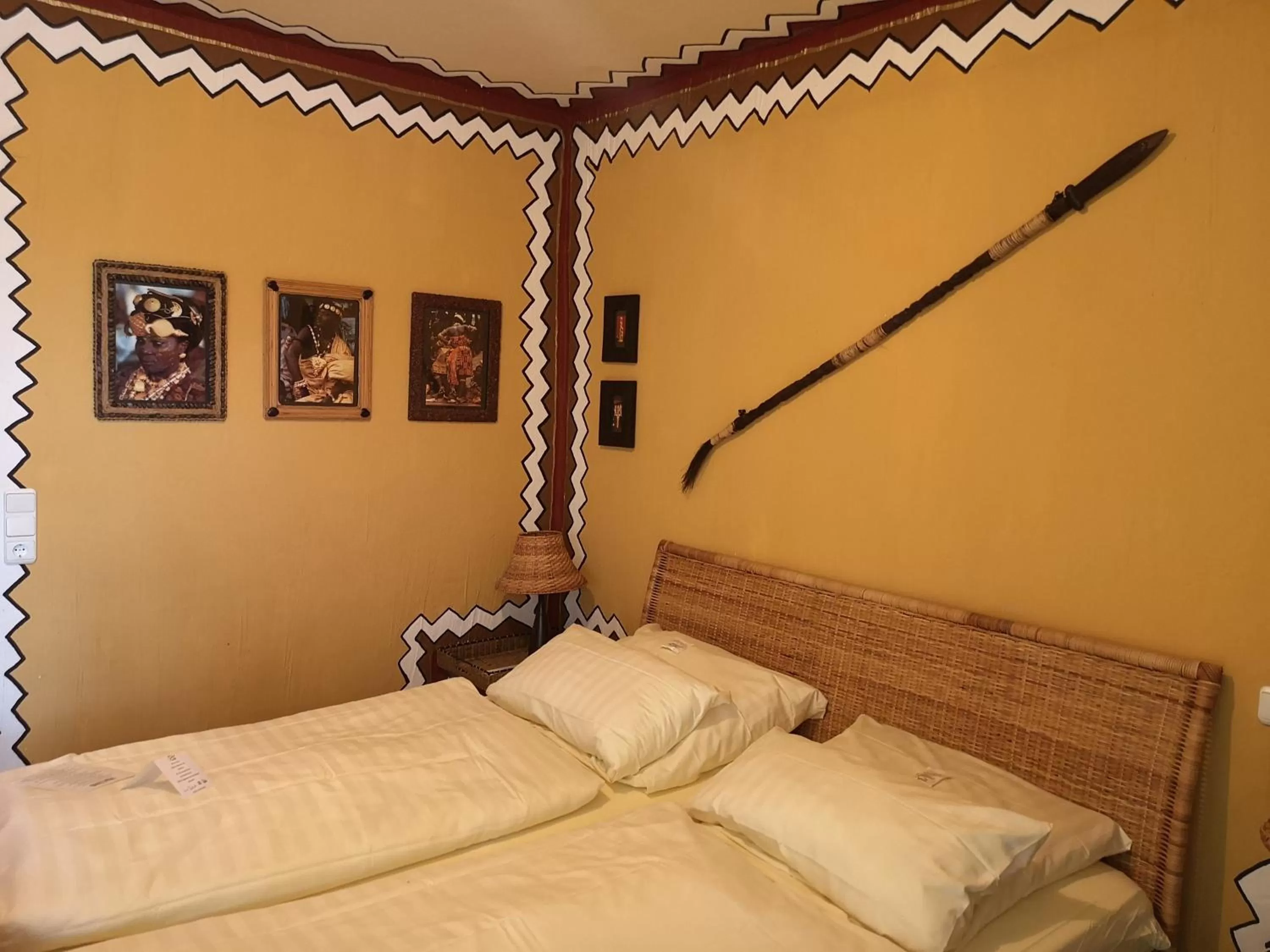 Photo of the whole room, Bed in Hotel Goldflair am Rathaus