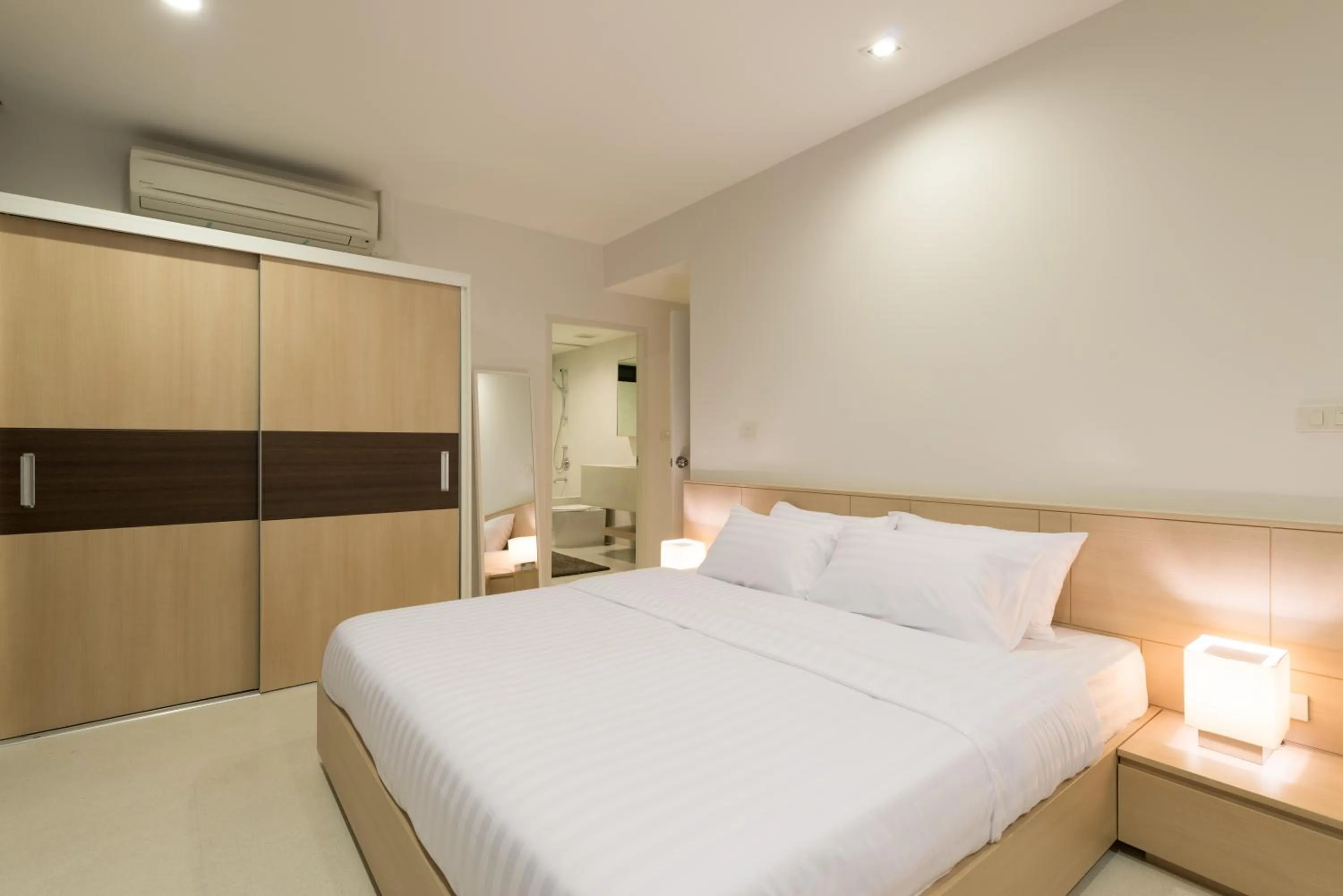 Photo of the whole room, Bed in The Silver Palm Wellness Resort